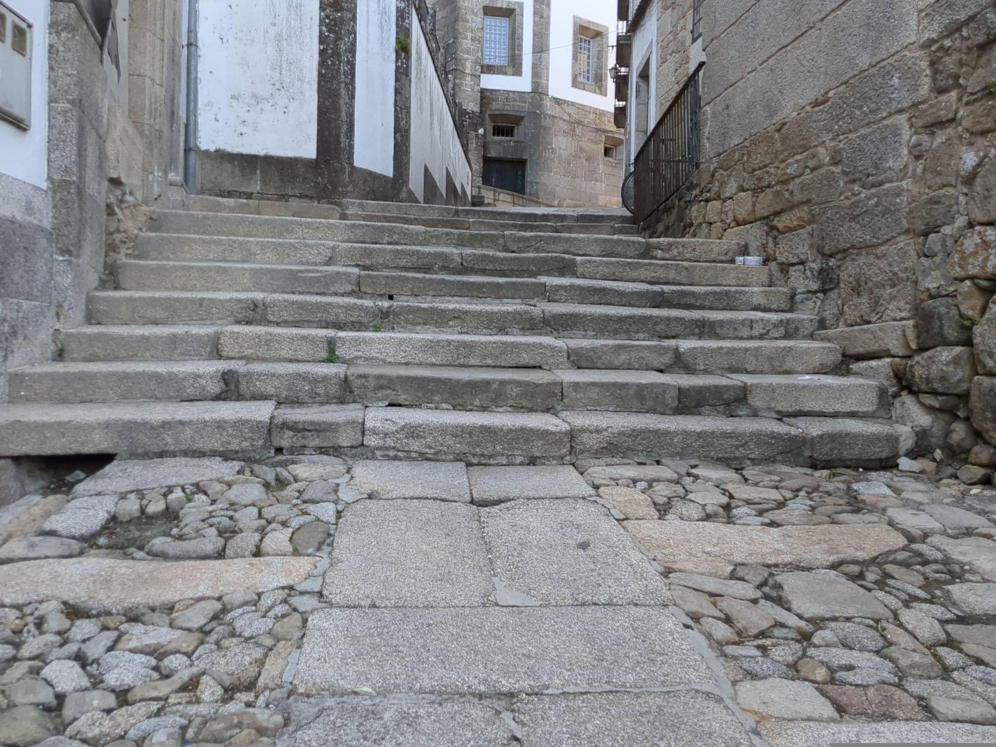 Street view near O Caron das Termas, Tui — © jacopofar (CC BY-SA · Mapillary)