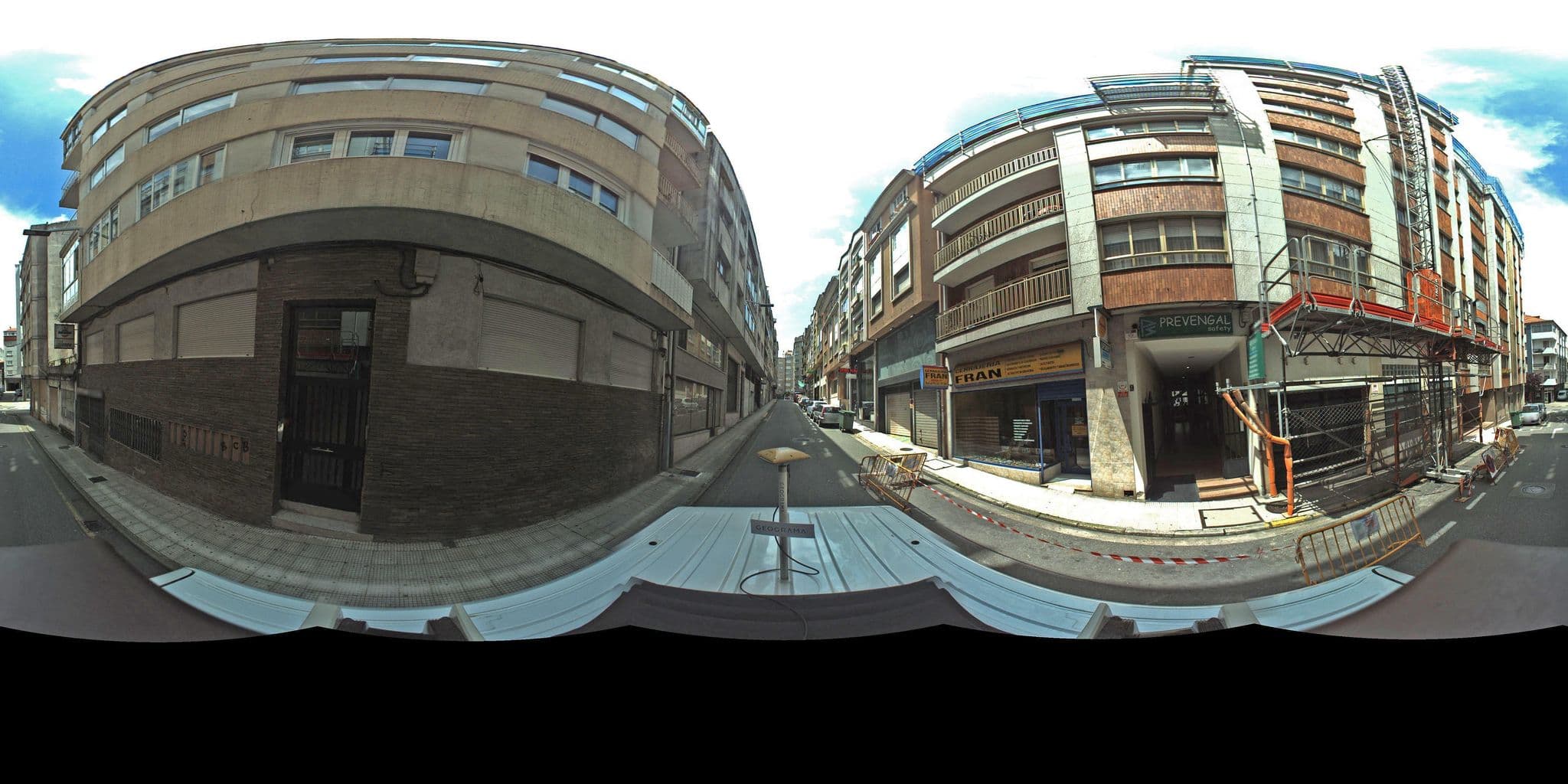 Street view near Husa Ogalia Hotel, Pontevedra — © sgonzalezd (CC BY-SA · Mapillary)