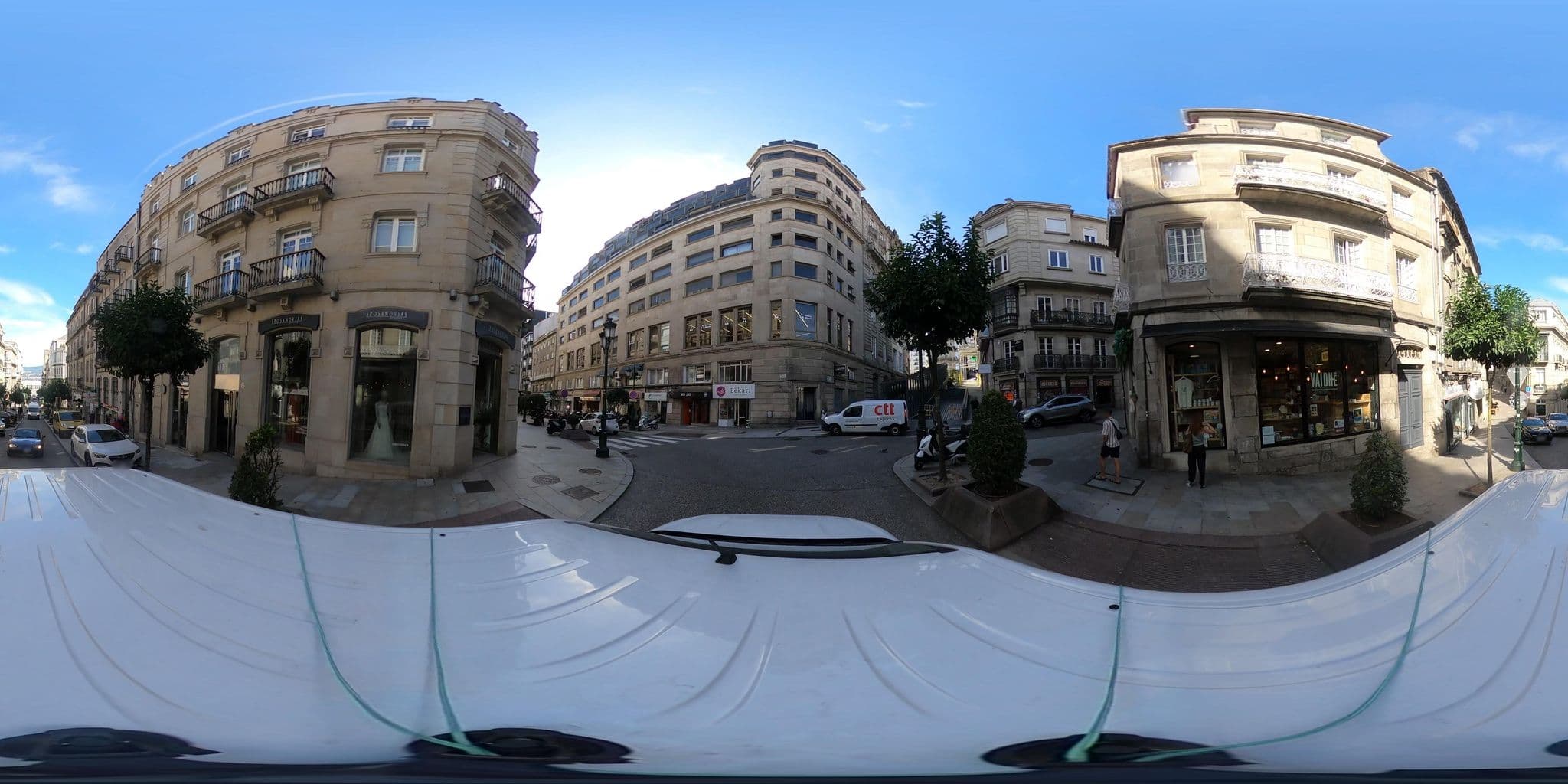 Street view near Apartamentos Ipanema, Vigo — © EAPI (CC BY-SA · Mapillary)