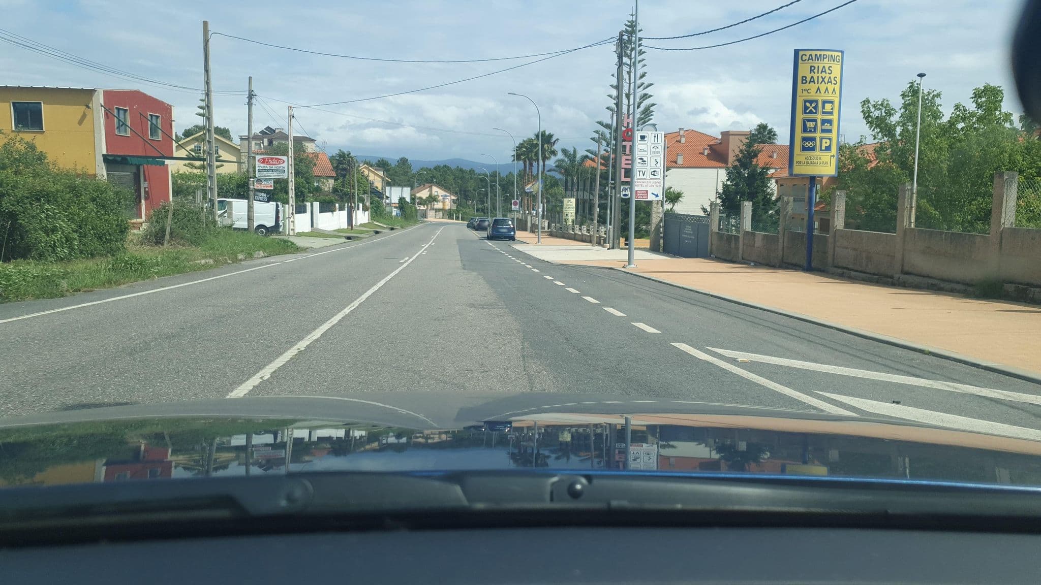 Street view near Montalvo, Portonovo — © pablolampon (CC BY-SA · Mapillary)