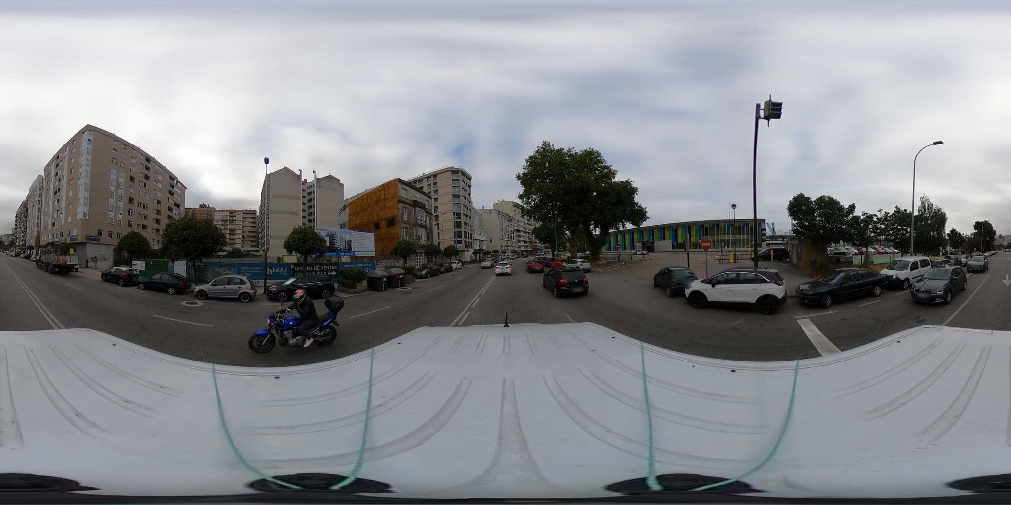 Street view near Hostal Madrid, Vigo — © EAPI (CC BY-SA · Mapillary)