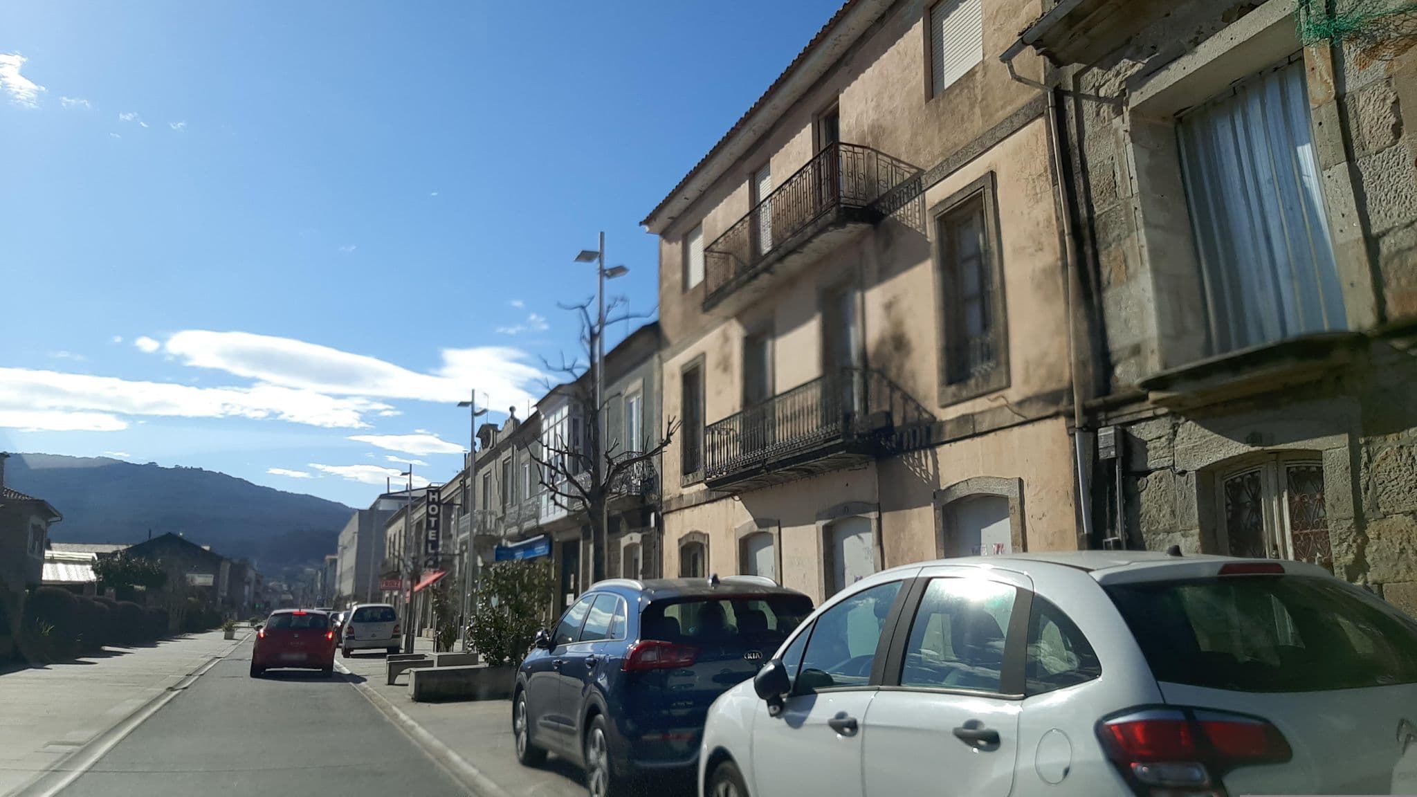 Street view near Hotel Arce, A Ramallosa — © lolailo (CC BY-SA · Mapillary)