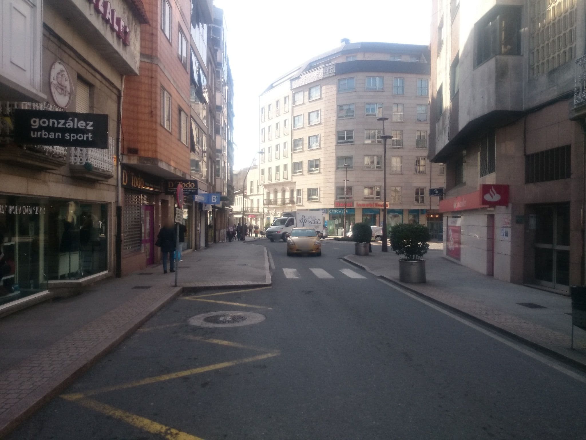 Street view near Albergue Caminho De Santiago, Porriño — © edvac (CC BY-SA · Mapillary)