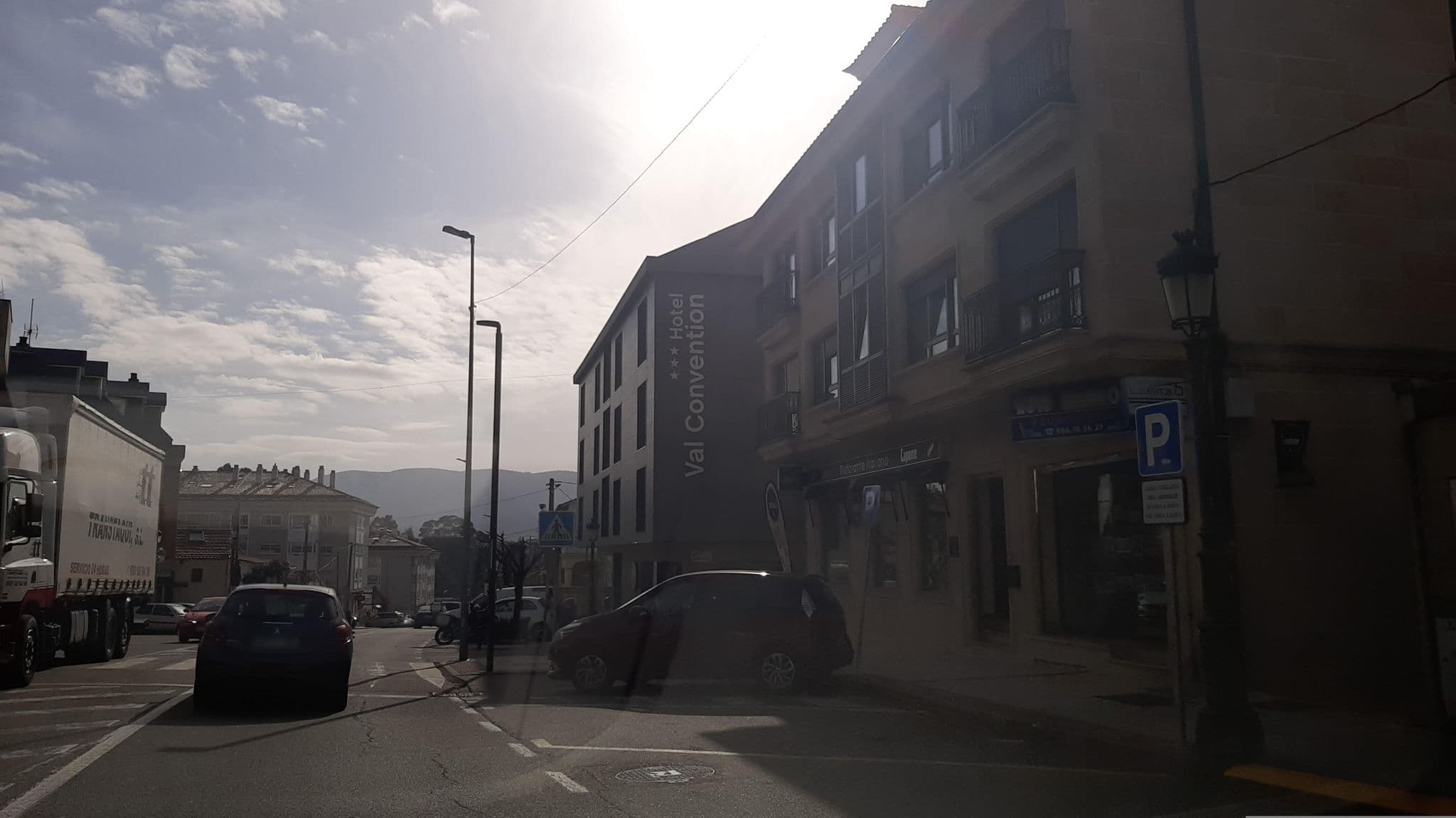 Street view near Balneario del Atlantico, Nigrán — © lolailo (CC BY-SA · Mapillary)