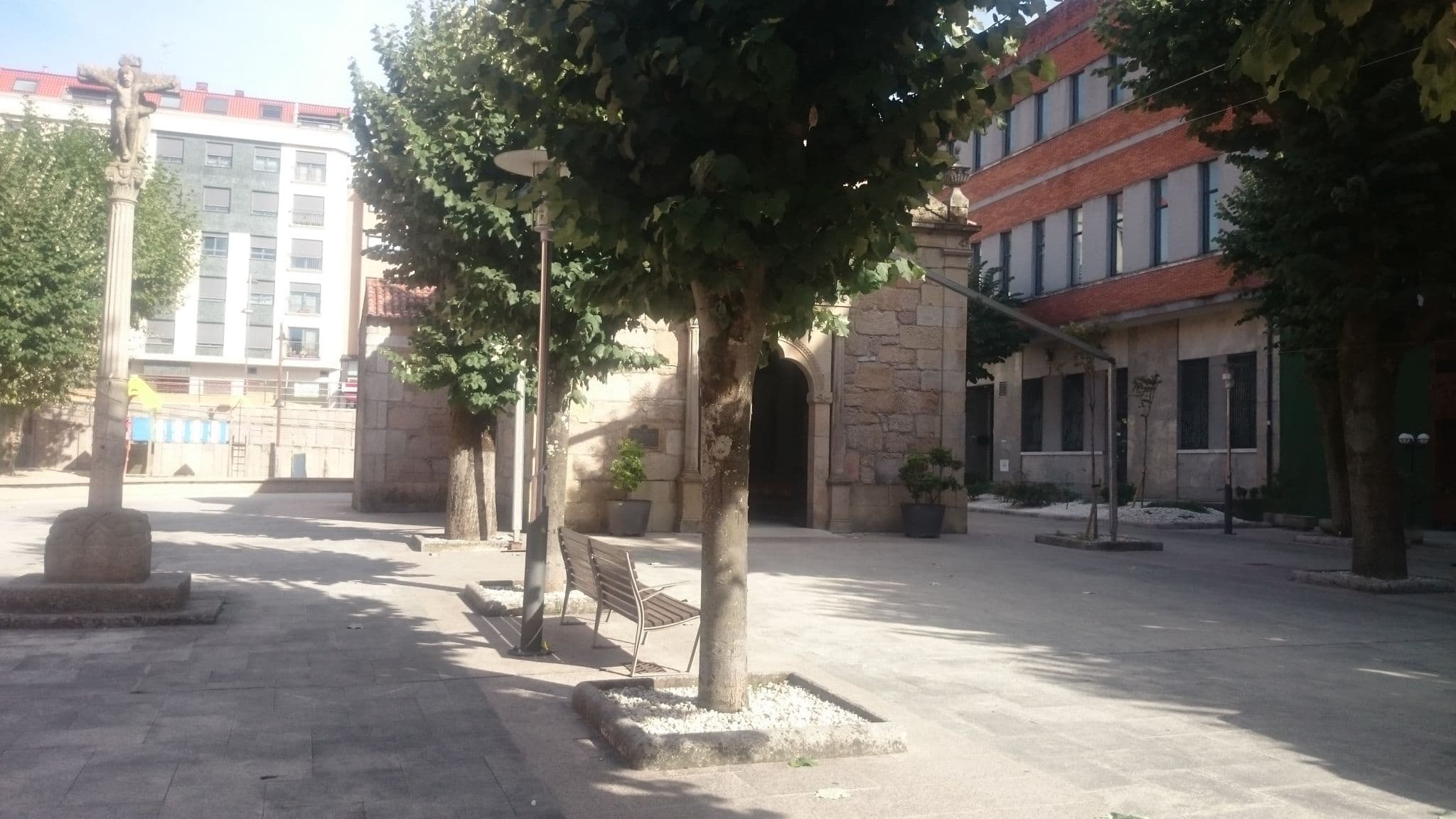 Street view near Hotel El parque, Porriño — © edvac (CC BY-SA · Mapillary)