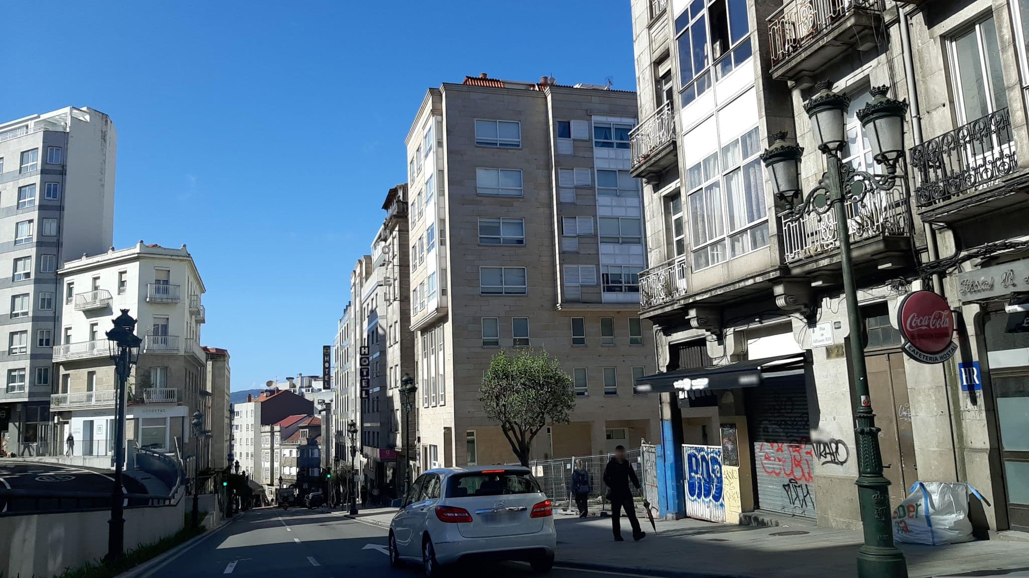 Street view near Hostal Viturro, Vigo — © lolailo (CC BY-SA · Mapillary)