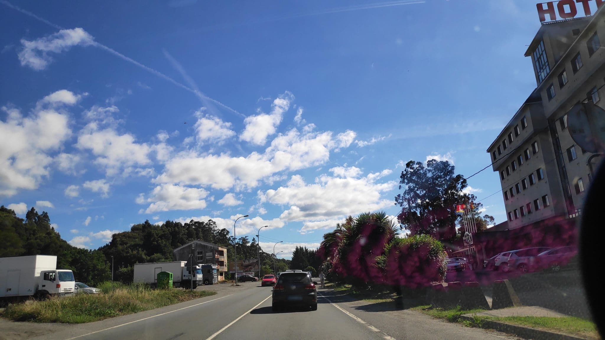 Street view near Hotel Escala, Padrón — © polkillas (CC BY-SA · Mapillary)