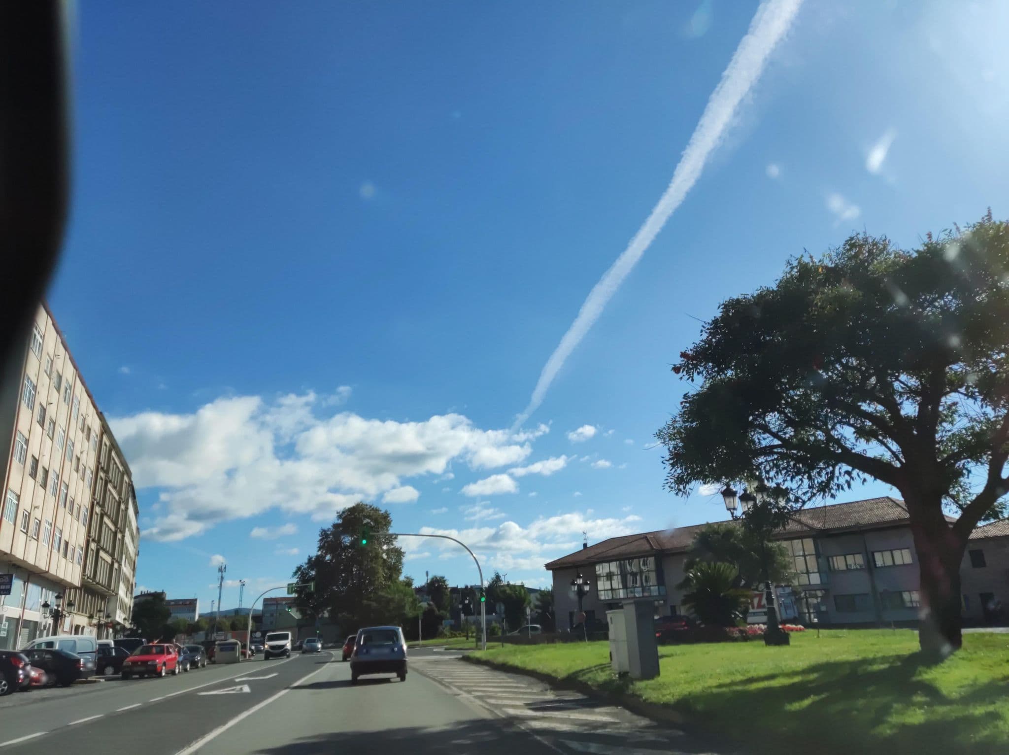 Street view near Padronsuites, Padrón — © polkillas (CC BY-SA · Mapillary)