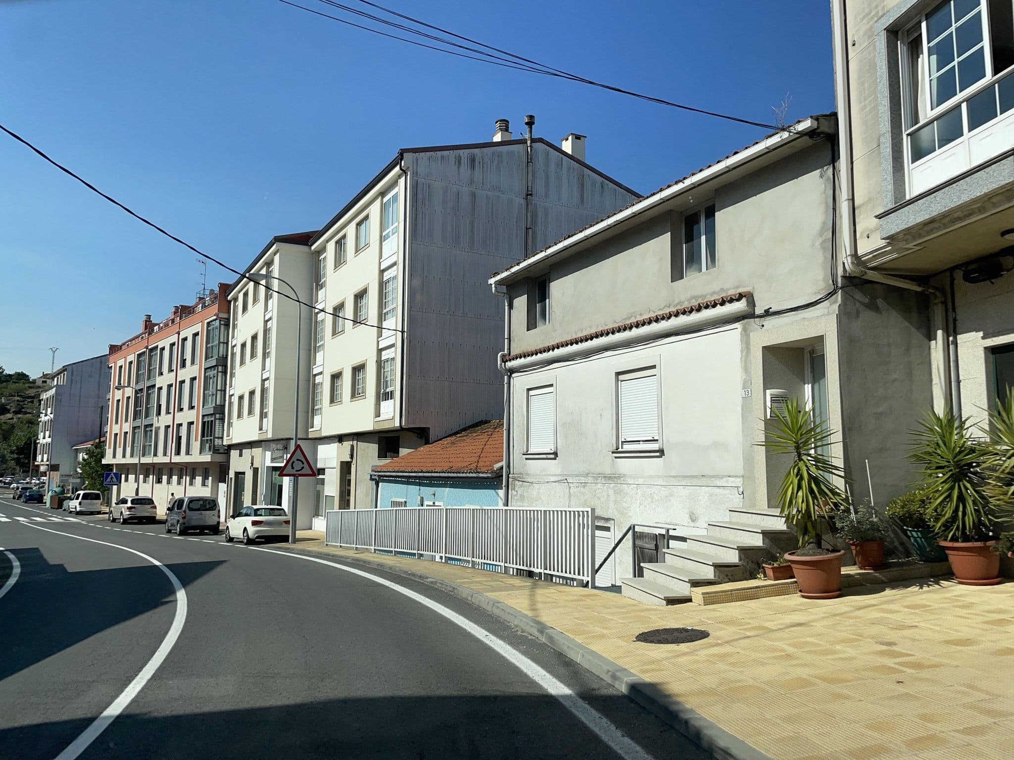 Street view near Hotel O Noso, Porto do Son — © seraq (CC BY-SA · Mapillary)