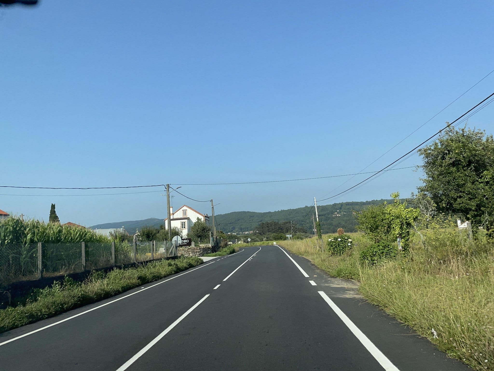 Street view near Luz de Viro, Outes — © seraq (CC BY-SA · Mapillary)