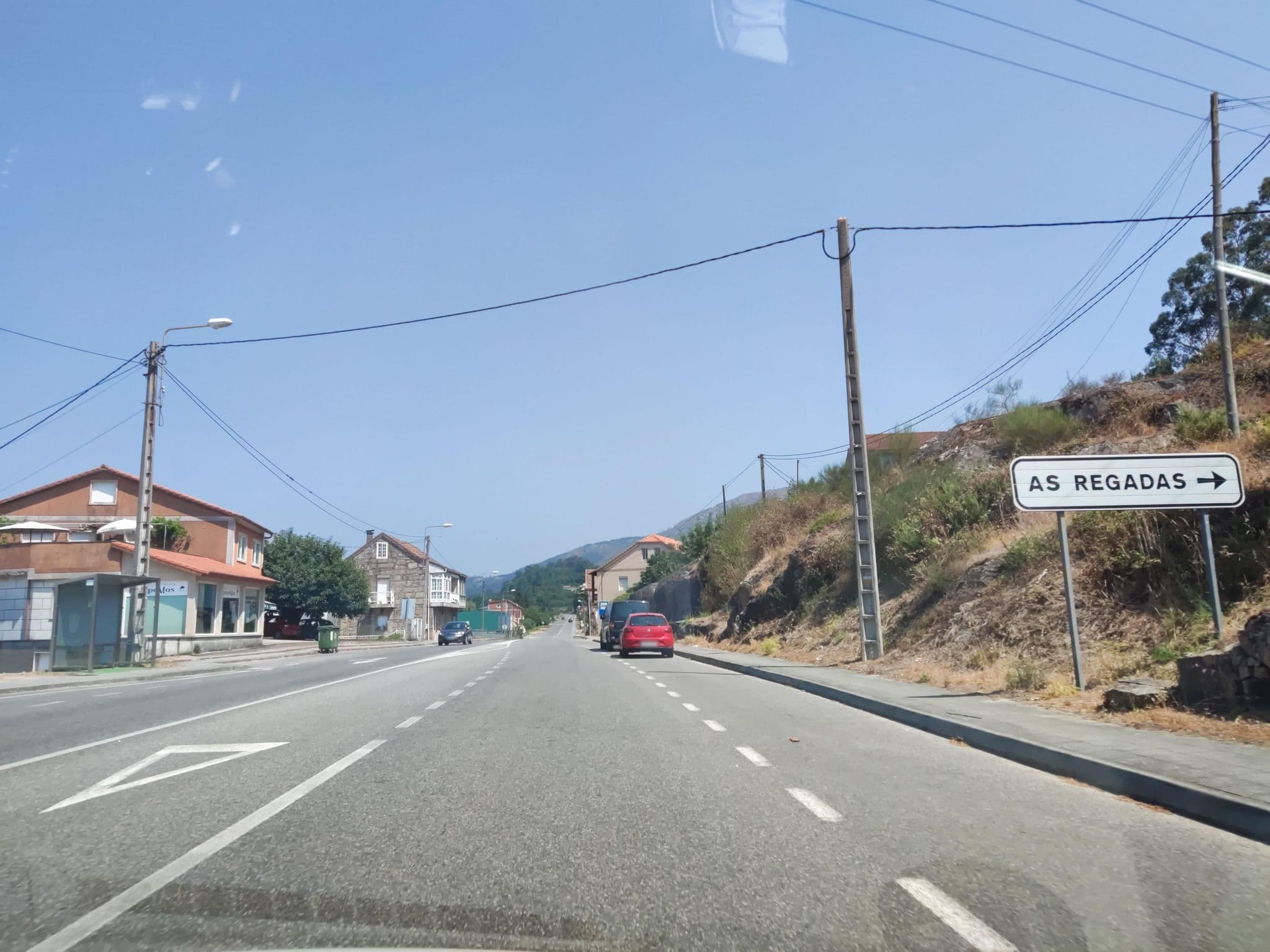 Street view near Hotel Aeropuerto, Porriño — © sanchi (CC BY-SA · Mapillary)