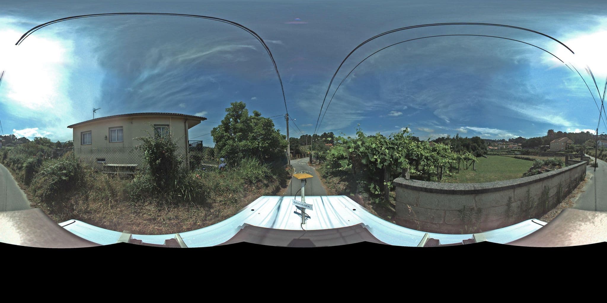 Street view near Hotel Rías Bajas, Pontevedra — © sgonzalezd (CC BY-SA · Mapillary)