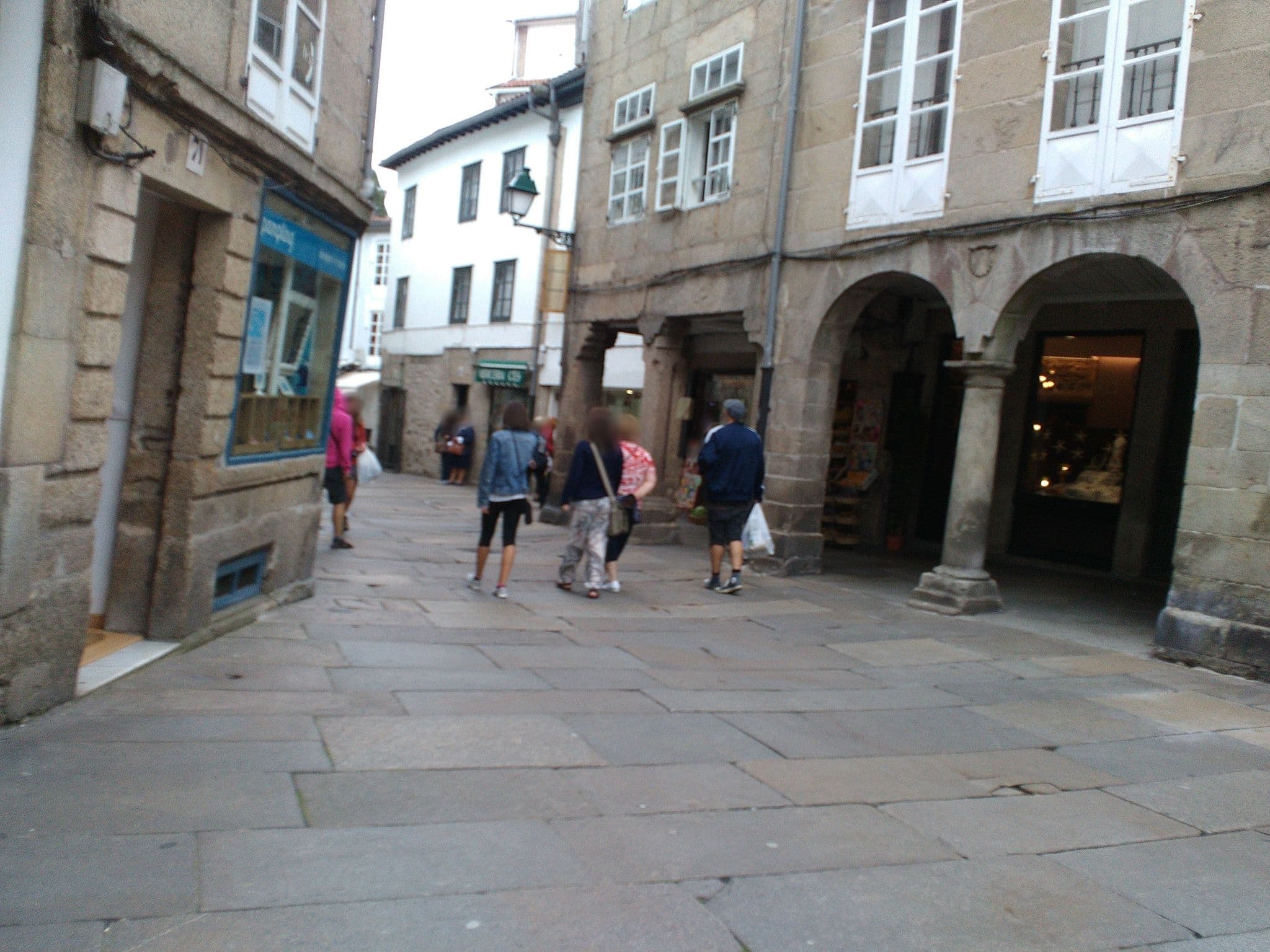 Street view near Santo Grial Pension Residencia Santiago de Compostela, Santiago de Compostela — © robertogeb (CC BY-SA · Mapillary)