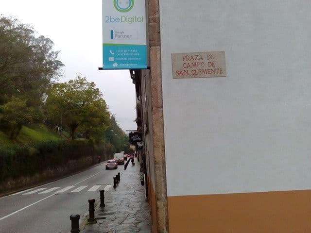 Street view near Hostal Alfonso, Santiago de Compostela — © hectorarias91 (CC BY-SA · Mapillary)