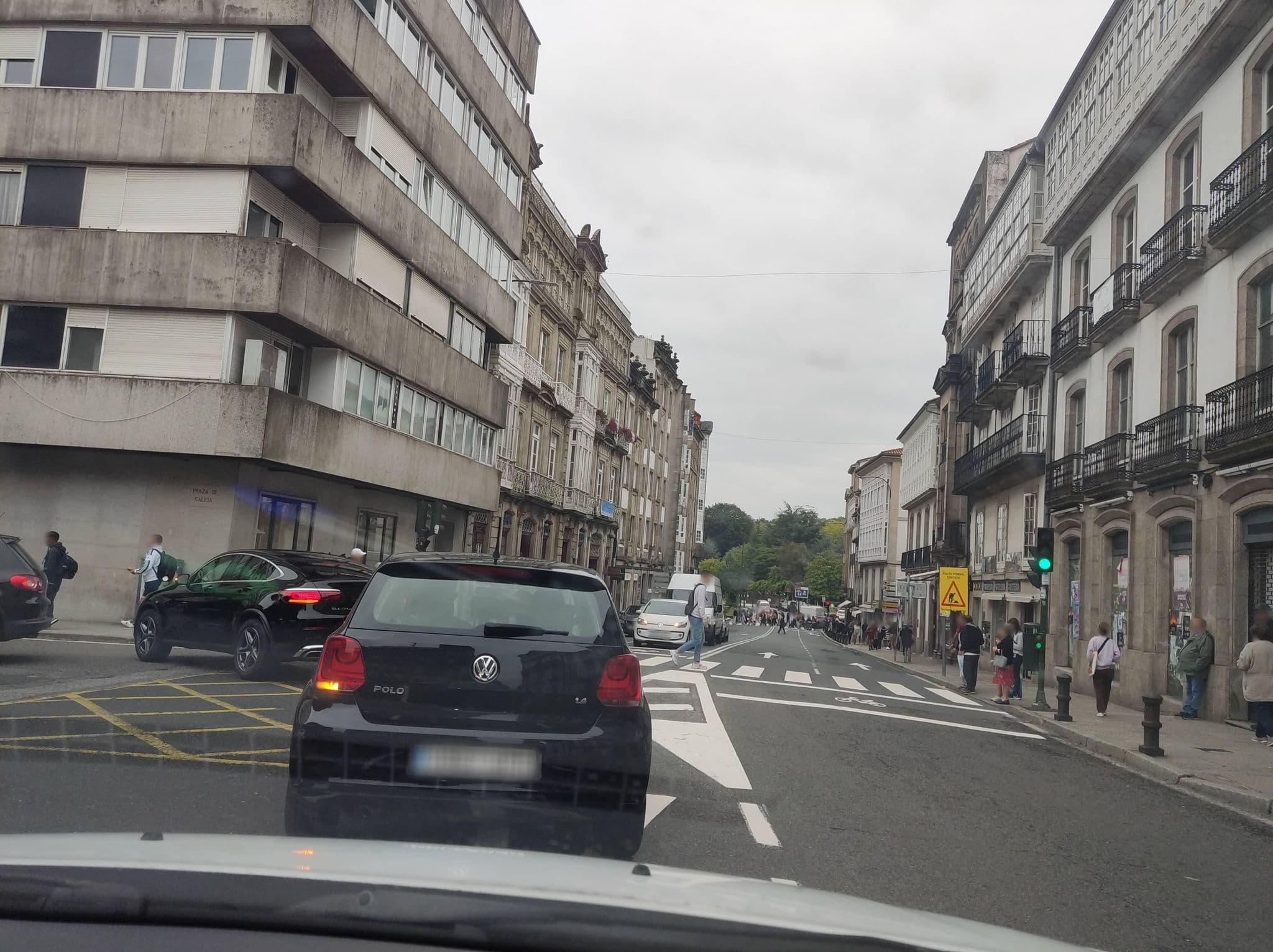 Street view near Hostal la Senra, Santiago de Compostela — © mCalle (CC BY-SA · Mapillary)