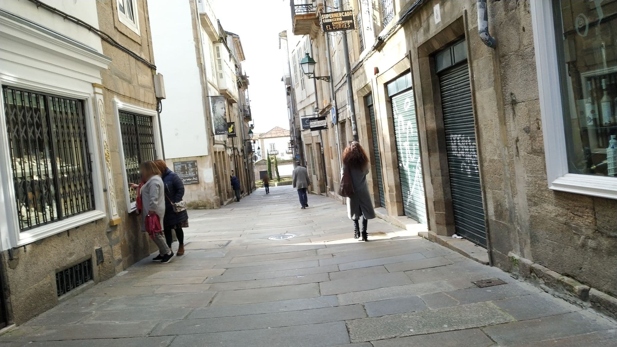 Street view near Azabache, Santiago de Compostela — © sanjorgepinho (CC BY-SA · Mapillary)