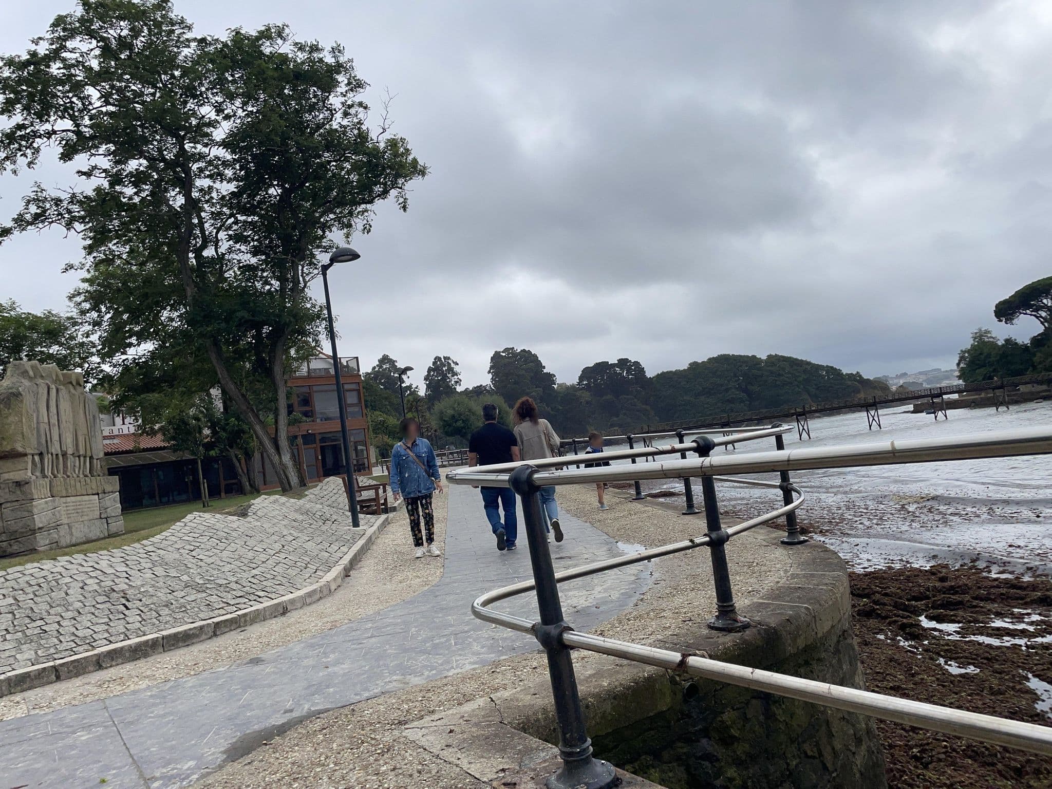 Street view near Maxi, Oleiros — © seraq (CC BY-SA · Mapillary)