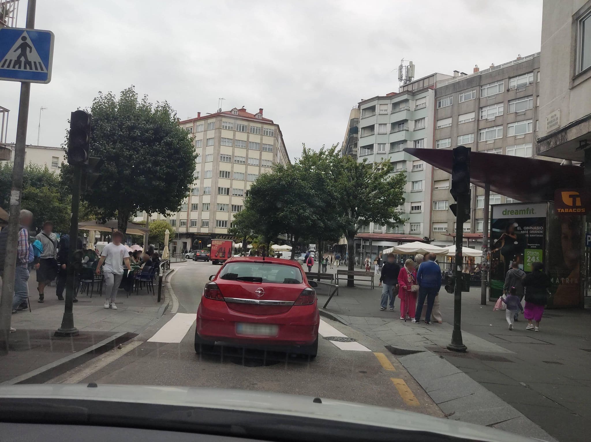 Street view near Pension La Bruja, Santiago de Compostela — © mCalle (CC BY-SA · Mapillary)