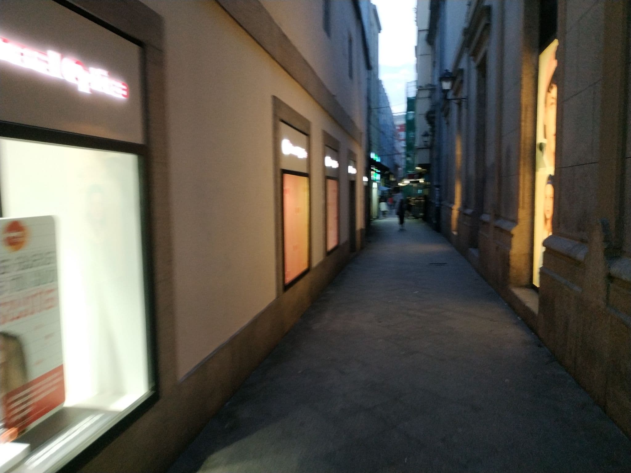 Street view near Confortel Coruña, A Coruña — © iago (CC BY-SA · Mapillary)