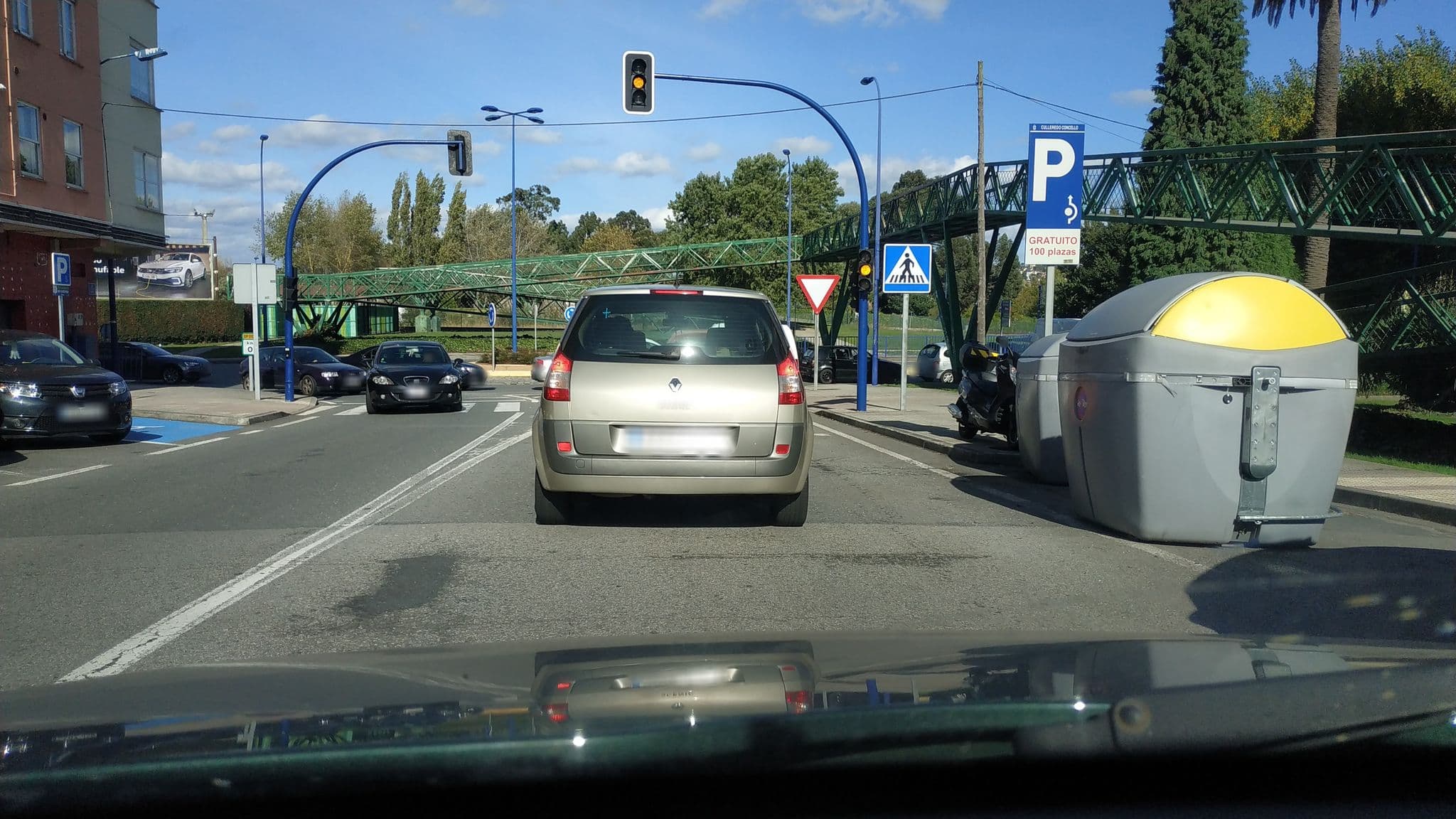 Street view near Casa Meri, Cambre — © iago (CC BY-SA · Mapillary)