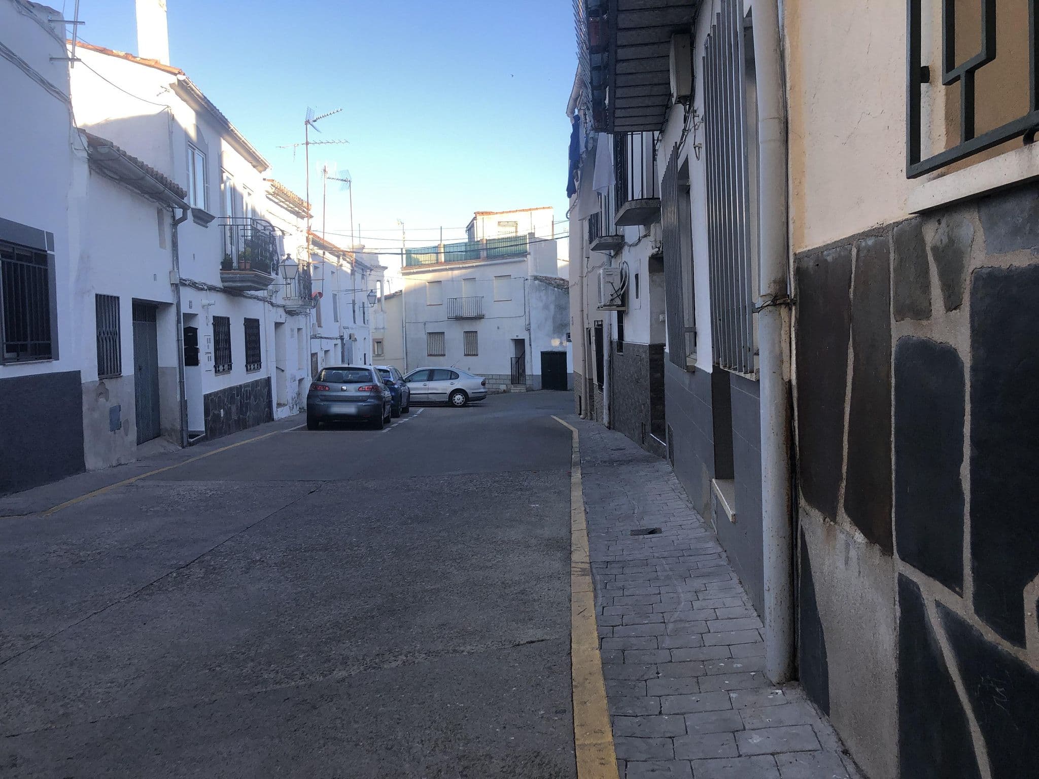 Street view near Casa Rural del Corral, Malpartida de Plasencia — © cjimenezt (CC BY-SA · Mapillary)