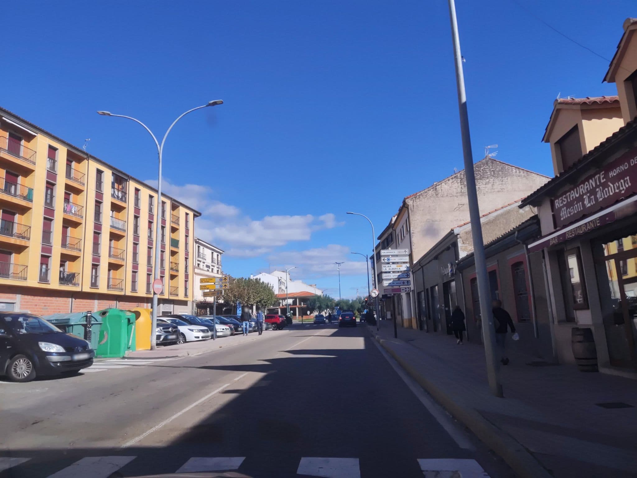Street view near Jose Mari Hostal, Ciudad Rodrigo — © sanchi (CC BY-SA · Mapillary)