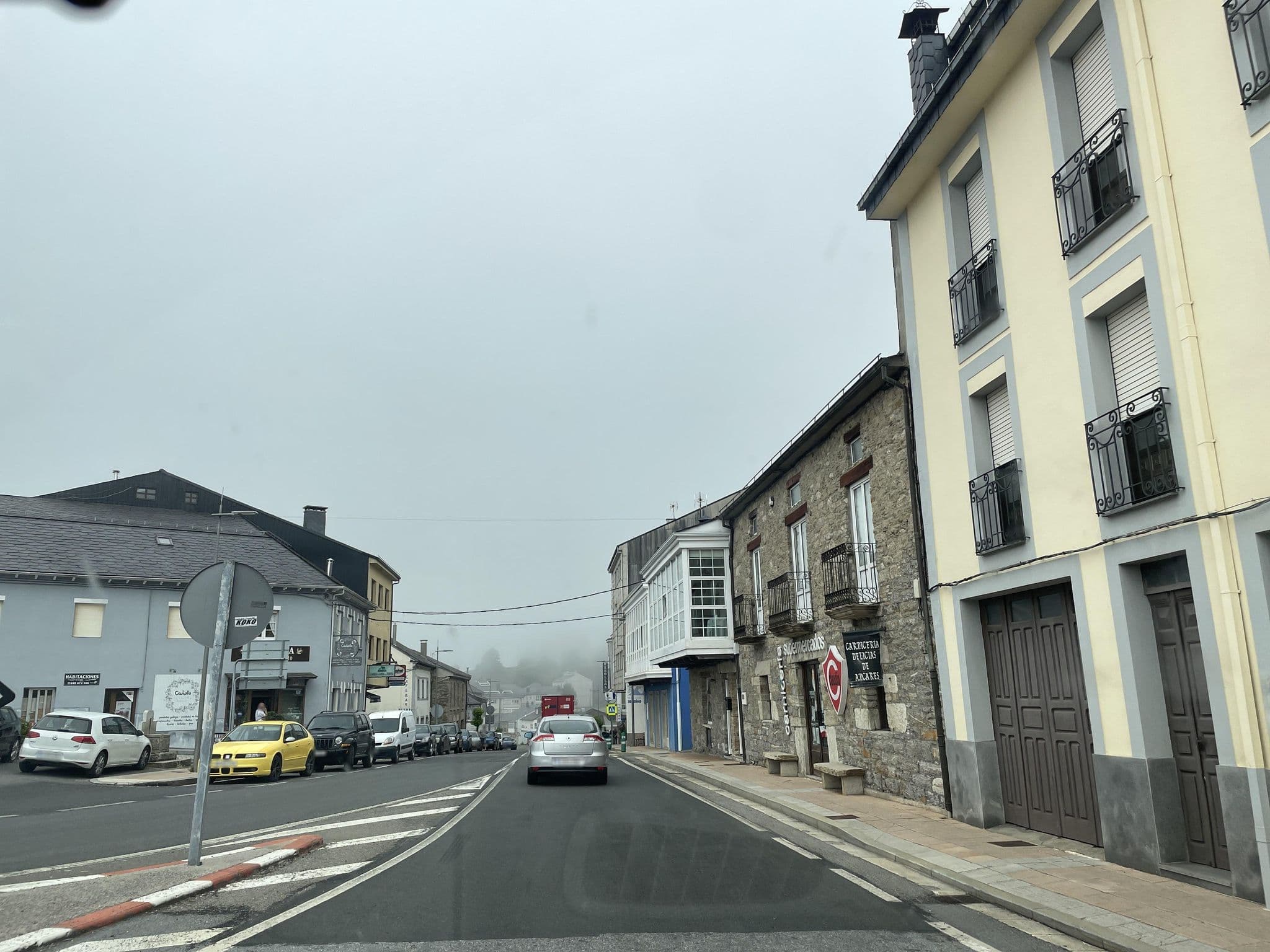 Street view near As Miguiñas do Cebreiro, San Román — © seraq (CC BY-SA · Mapillary)