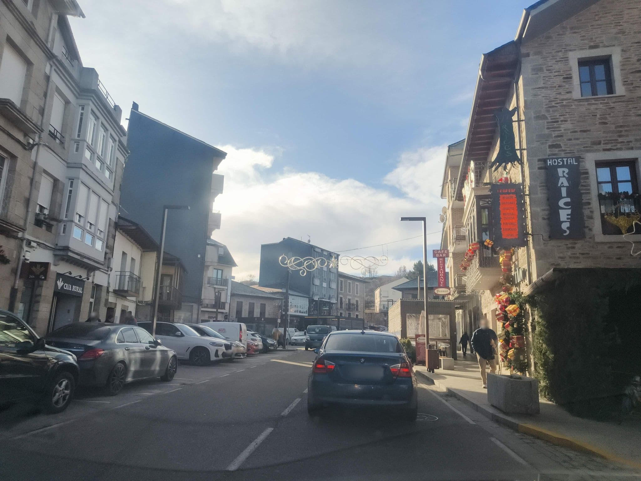 Street view near Hotel Tribal, Puebla de Sanabria — © sanchi (CC BY-SA · Mapillary)
