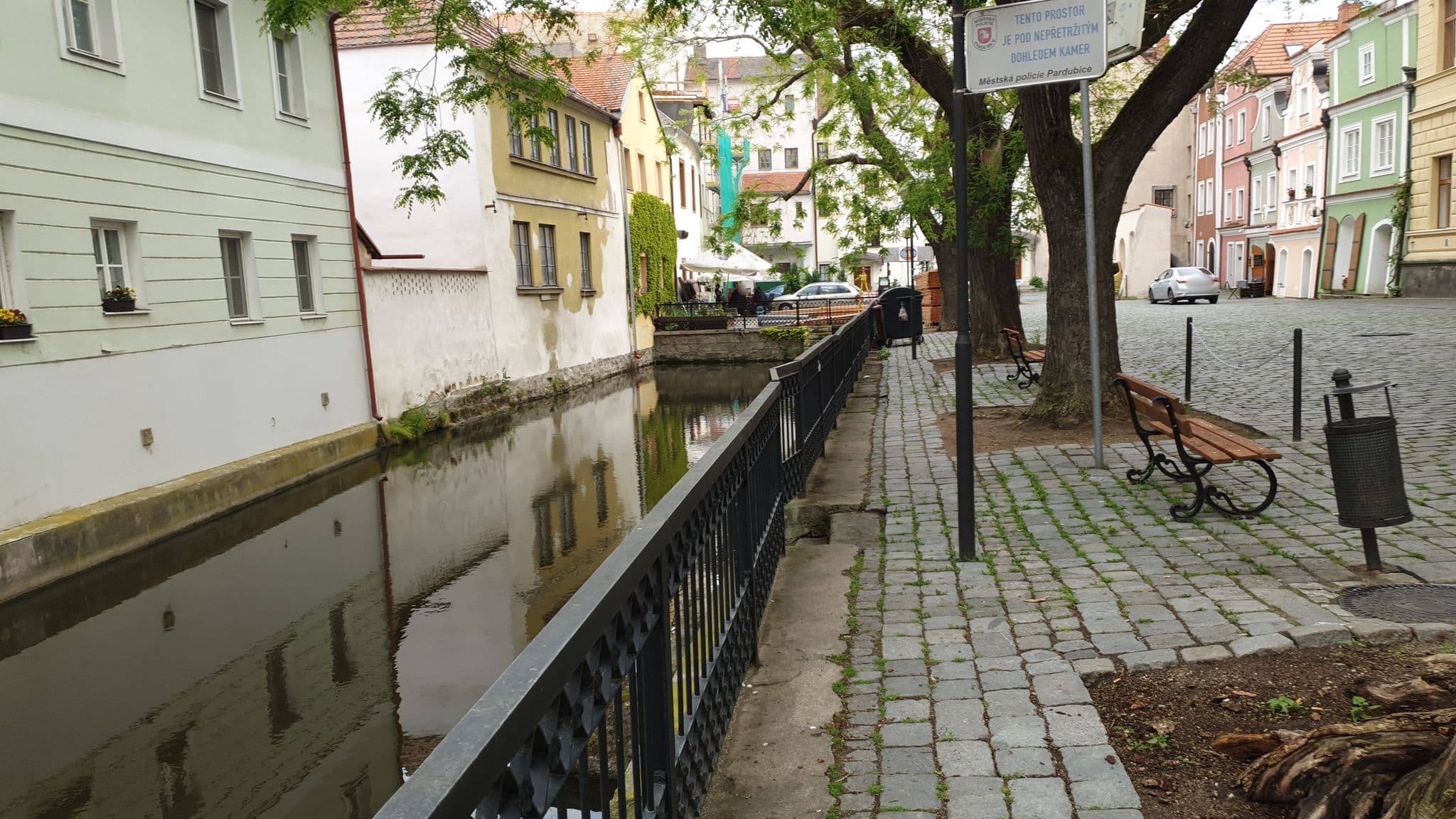 Street view near Kostelní 102, Pardubice — © fajnok (CC BY-SA · Mapillary)