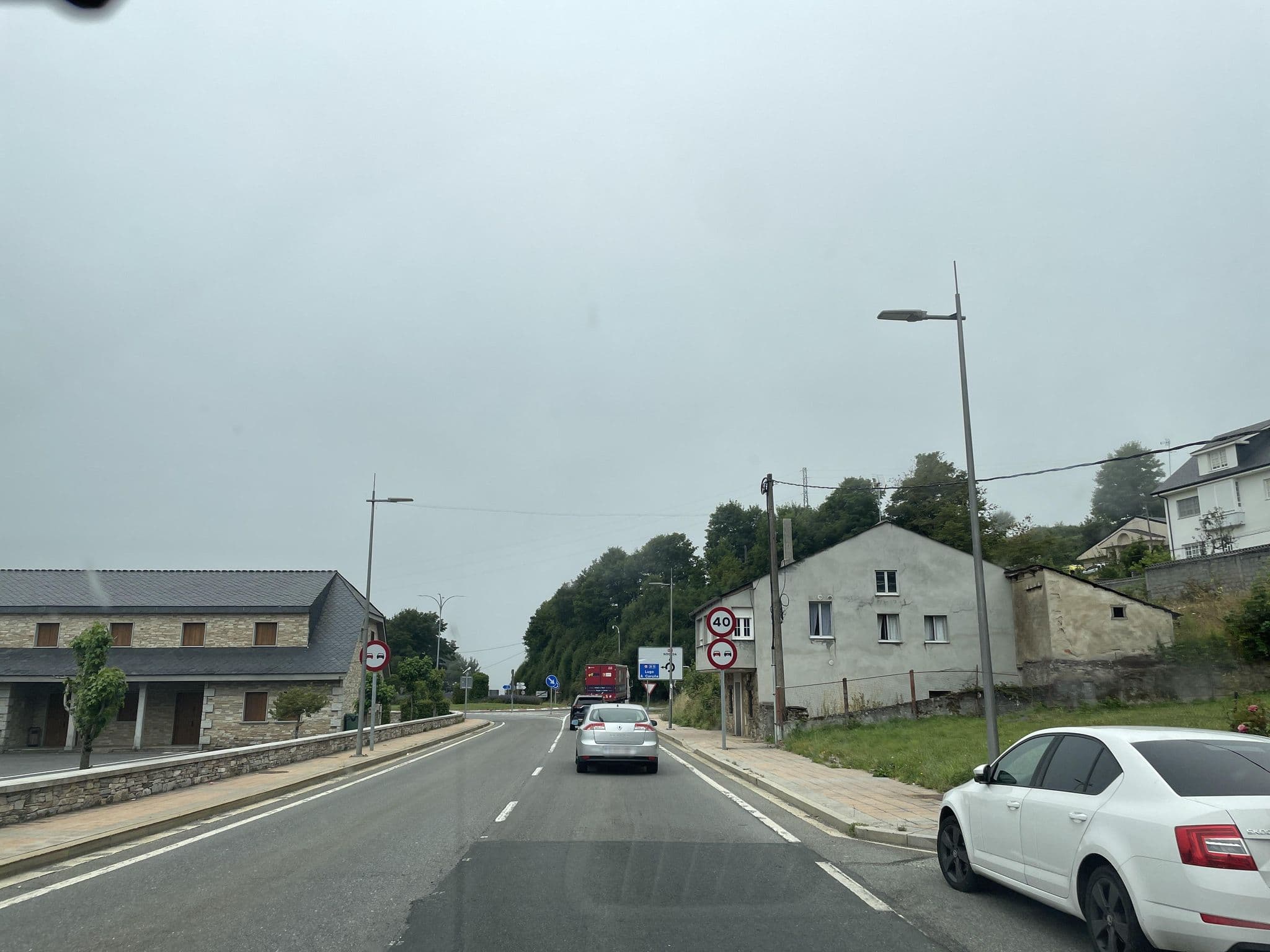 Street view near Hostal Pazos, San Román — © seraq (CC BY-SA · Mapillary)