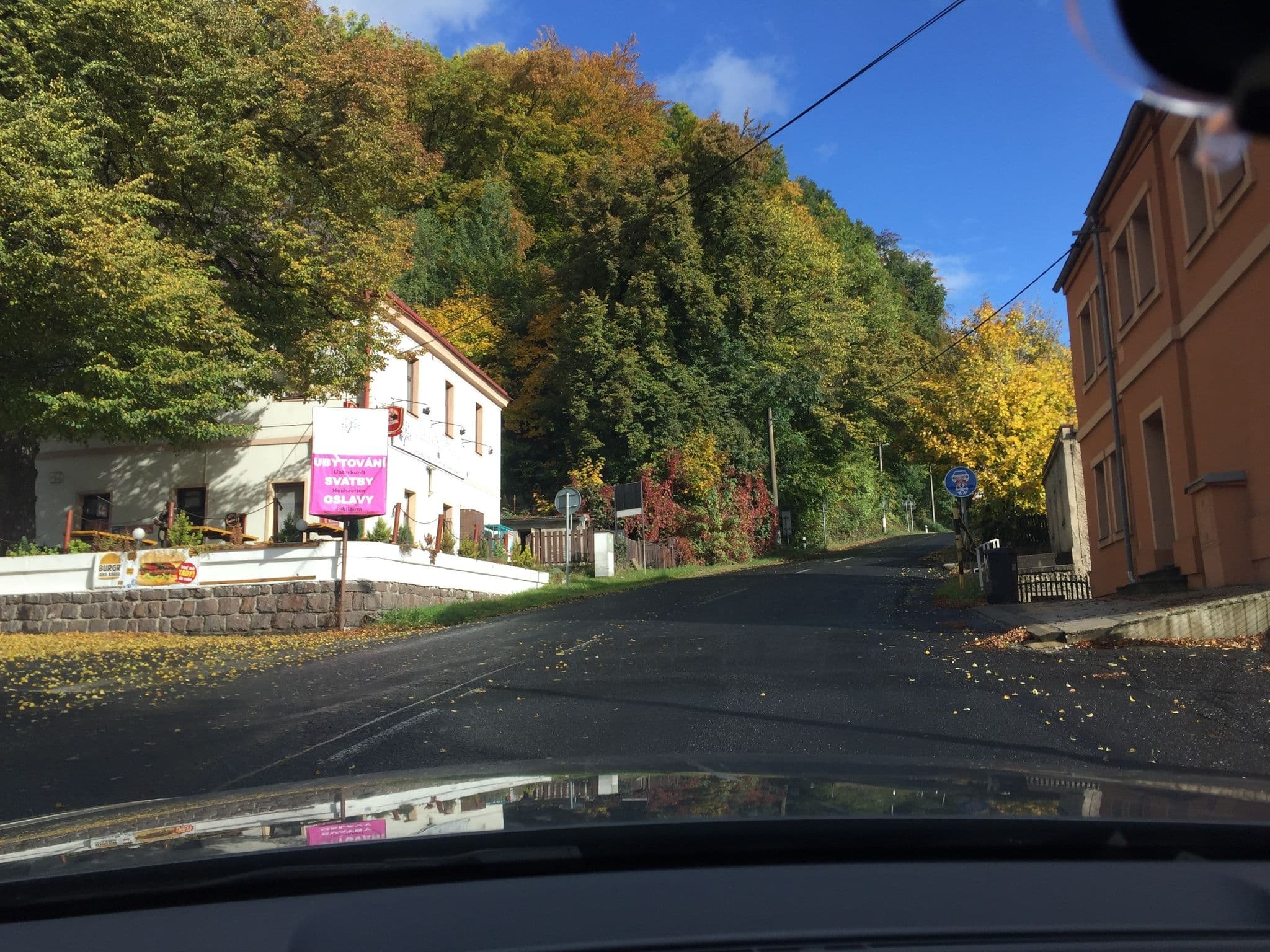 Street view near U zeleného stromu, Chlumec — © atze777 (CC BY-SA · Mapillary)