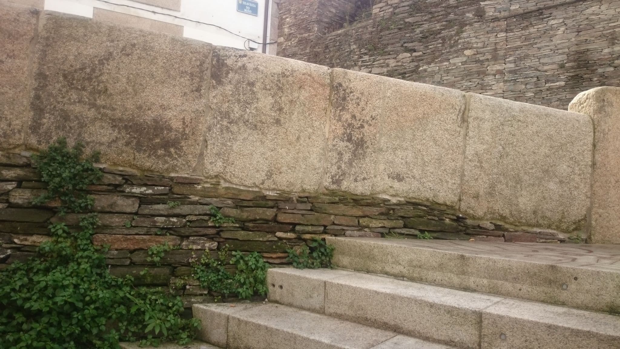 Street view near Monumento Pazo de Orban Hotel Lugo, Lugo — © edvac (CC BY-SA · Mapillary)