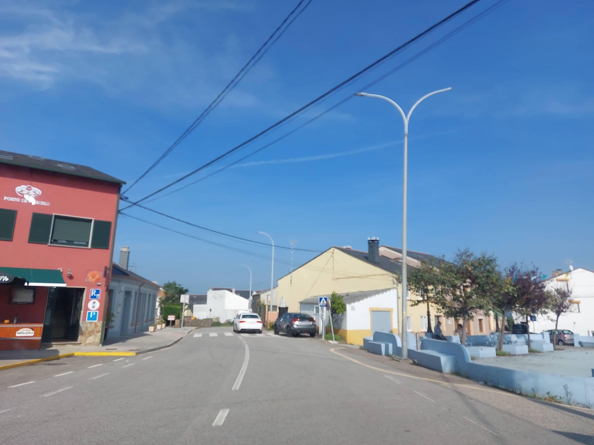 Street view near Apartamentos Turisticos As Cetareas, Ribadeo — © 5rmft (CC BY-SA · Mapillary)