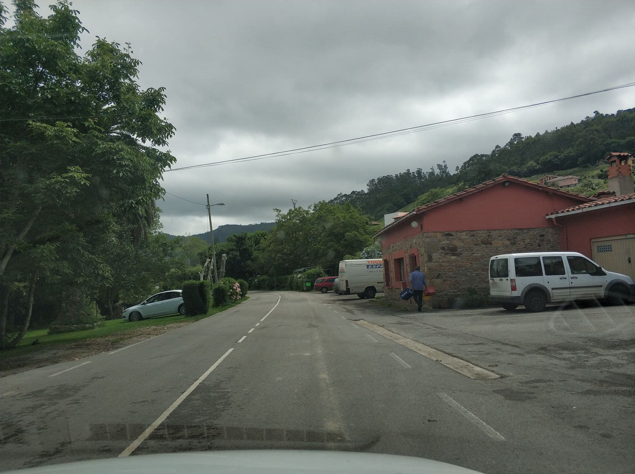 Street view near Restaurante El Chisco, Cudillero — © sanchi (CC BY-SA · Mapillary)