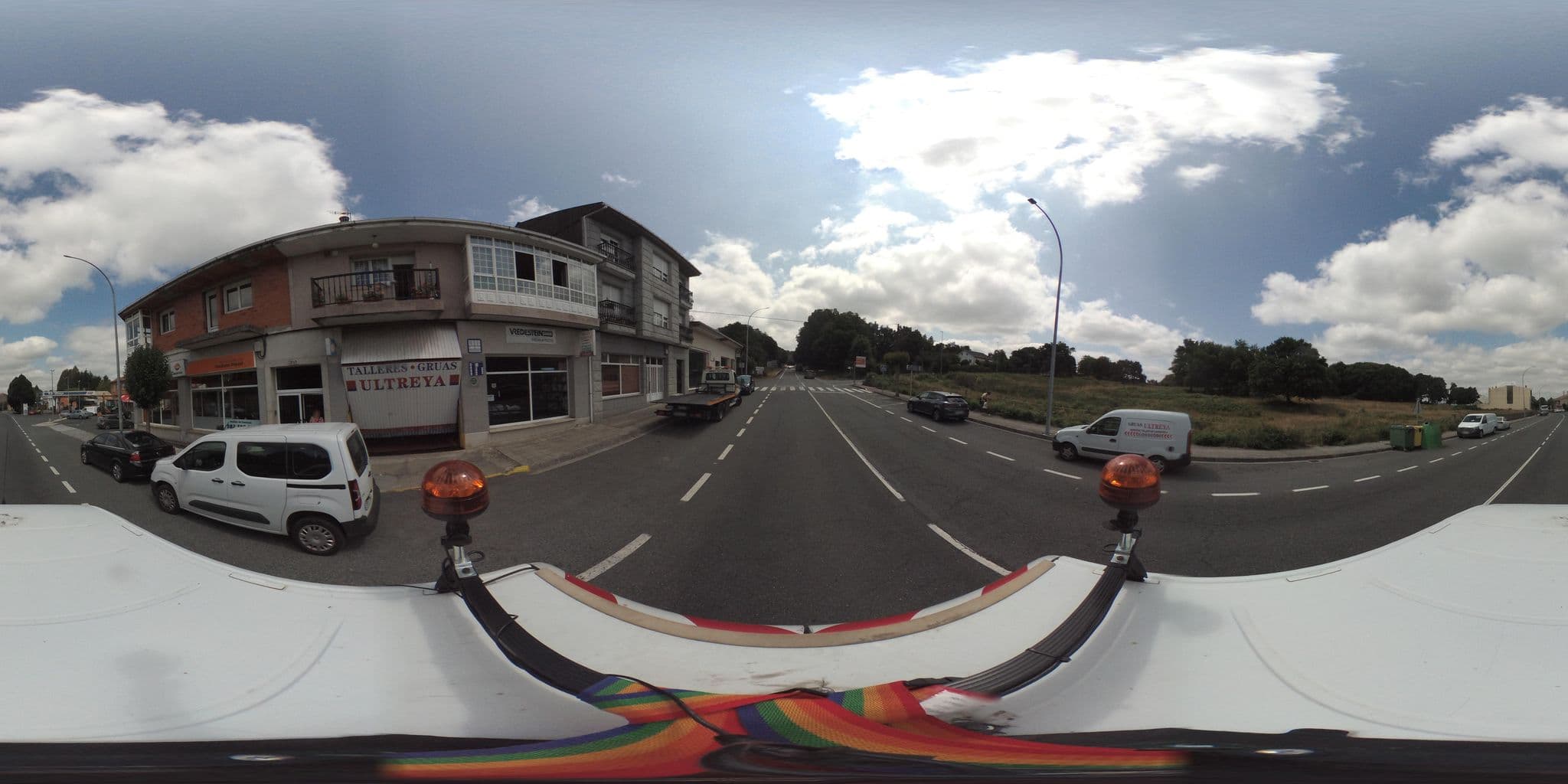 Street view near Apartamentos Palas de Rei, Monterroso — © AdgobaAlvac (CC BY-SA · Mapillary)