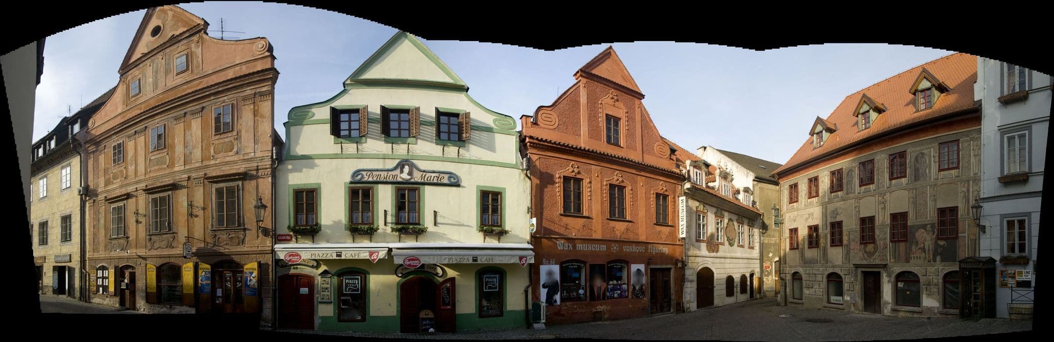 Street view near Leonardo Garni, Český Krumlov — © txllxt (CC BY-SA · Mapillary)