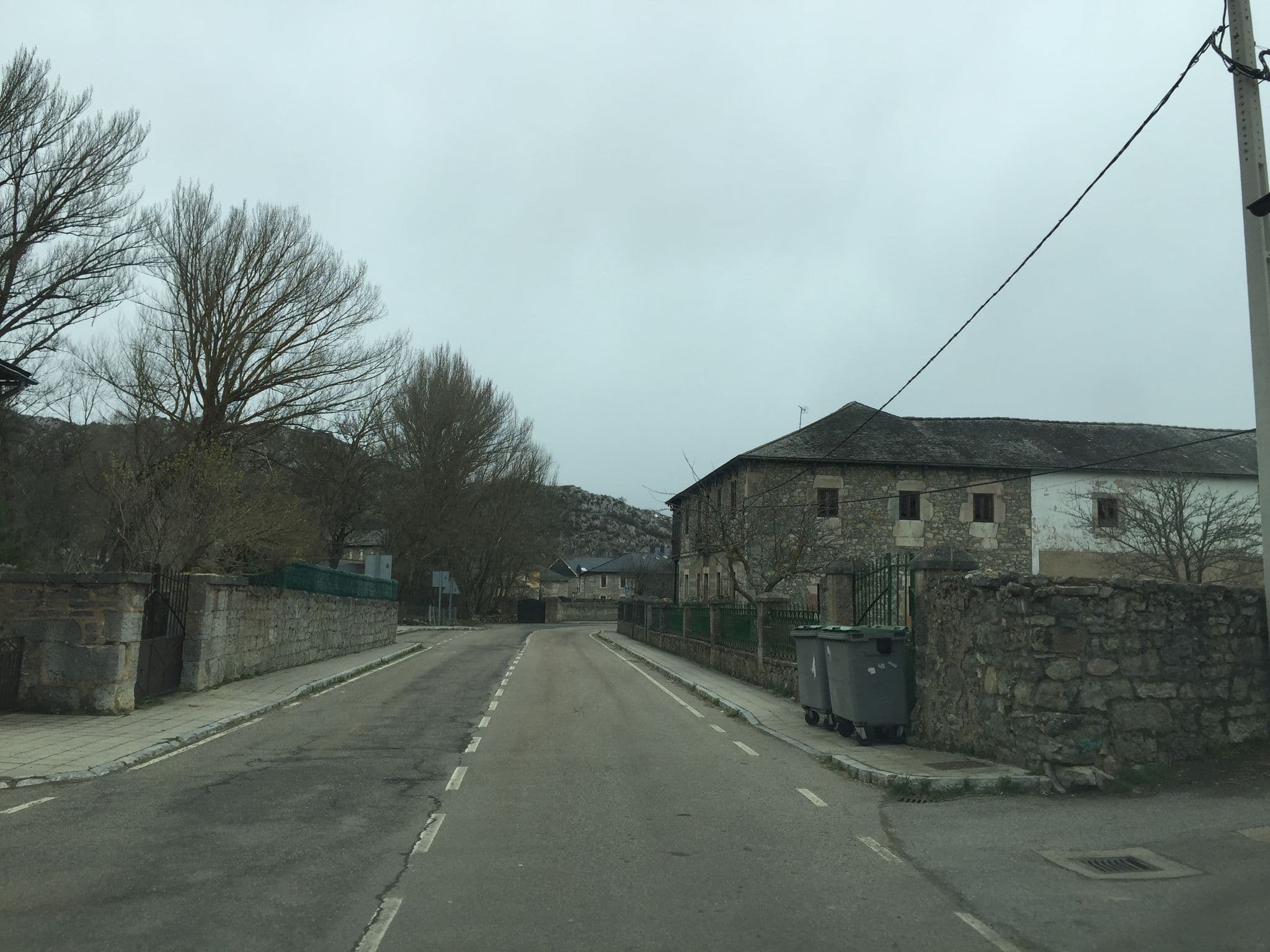 Street view near Casona de Babia, Bárzana — © ptmap (CC BY-SA · Mapillary)