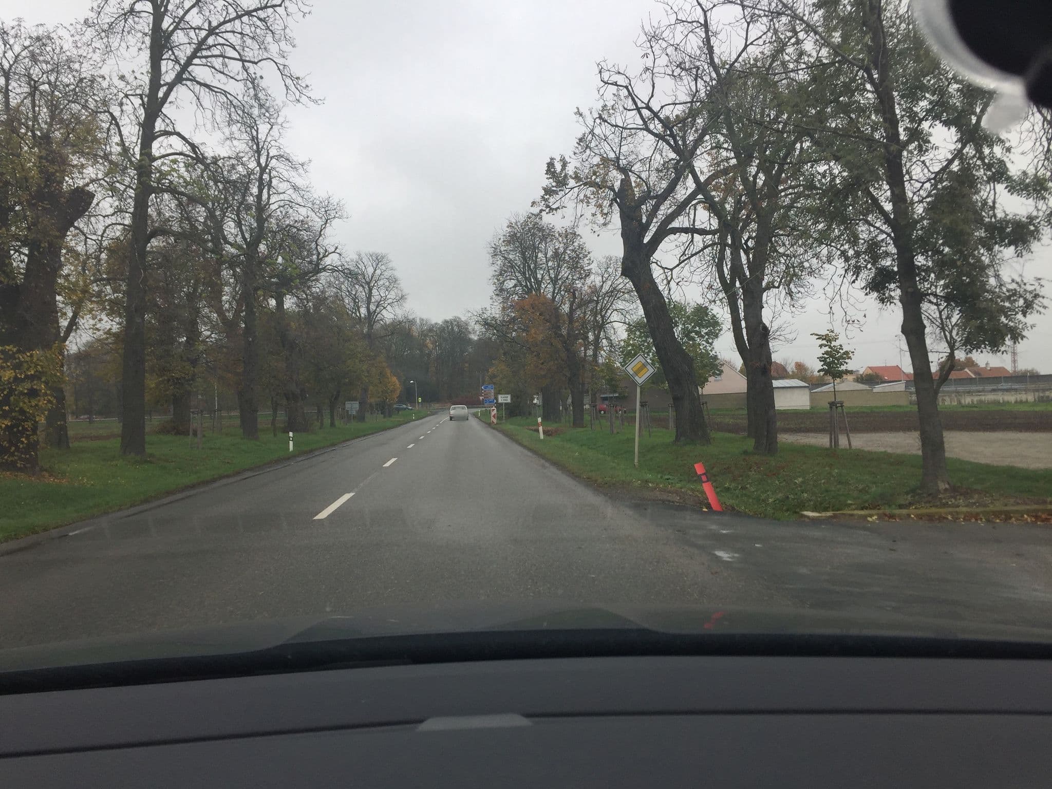 Street view near Apartmán V aleji, Slavkov u Brna — © atze777 (CC BY-SA · Mapillary)