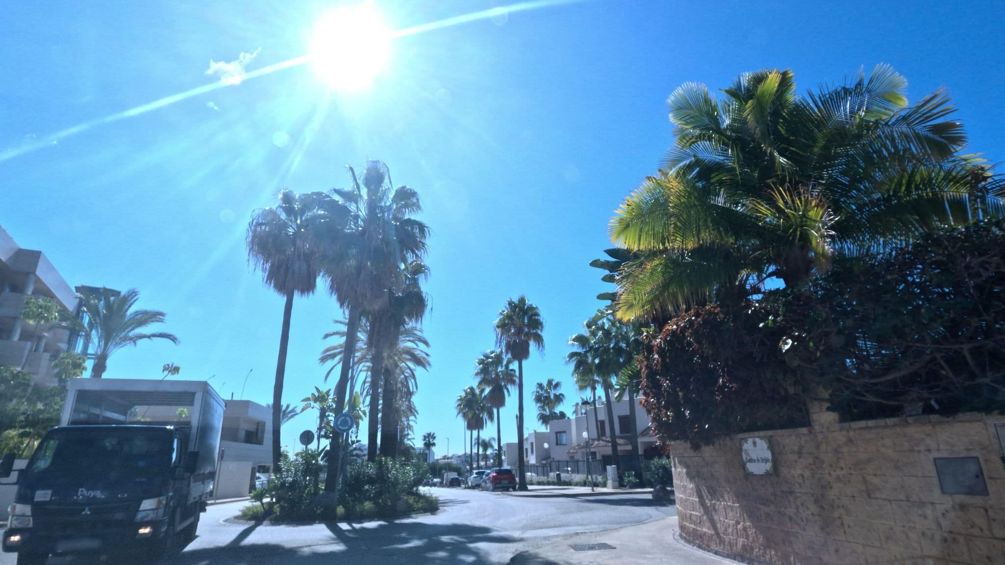 Street view near El Retiro de Bel Air Apartments Estepona, San Pedro Alcántara — © filipc (CC BY-SA · Mapillary)