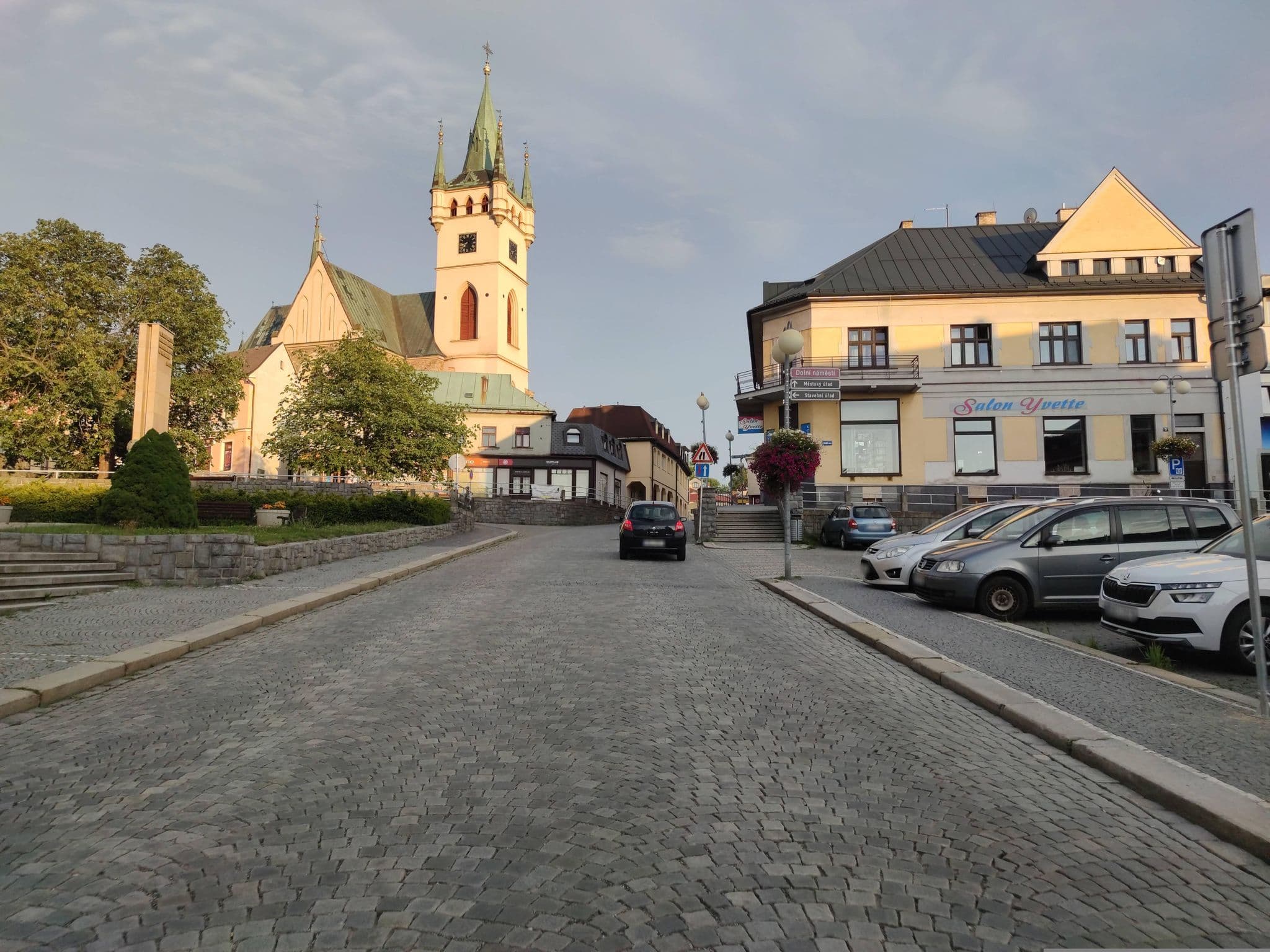 Street view near Restaurace Jirmásek, Humpolec — © martinpoljak (CC BY-SA · Mapillary)