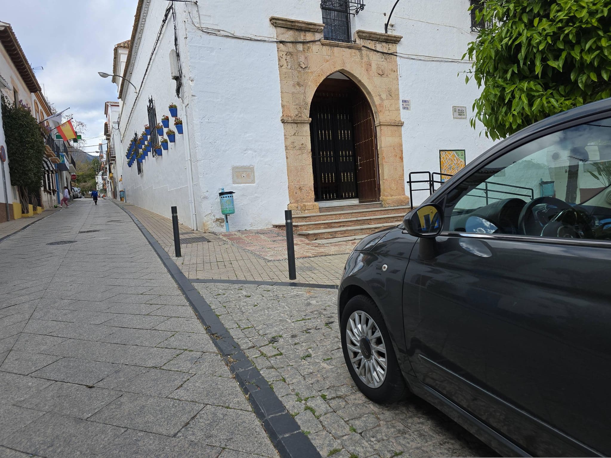 Street view near Boutique Hotel Claude, Marbella — © filipc (CC BY-SA · Mapillary)