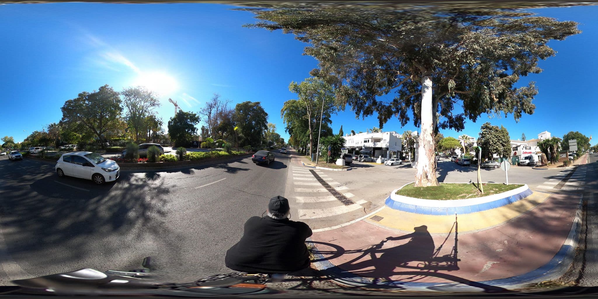 Street view near Apartment Marbella Golden Mile, Marbella — © bonhdg (CC BY-SA · Mapillary)