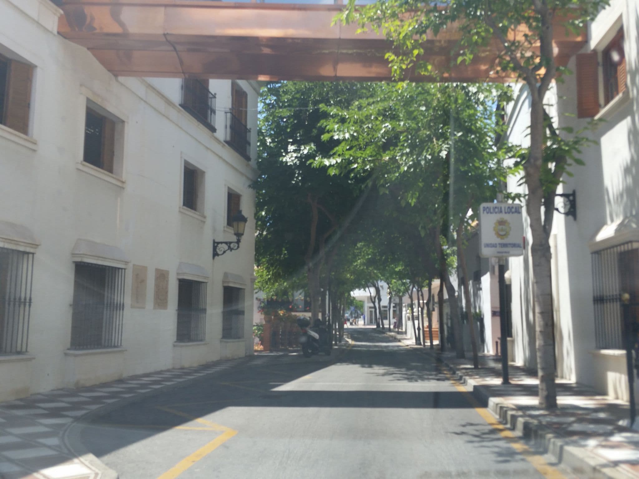 Street view near Summa Costa del Sol Collection Hotel  Benalmadena, Benalmádena — © jaakkoh (CC BY-SA · Mapillary)