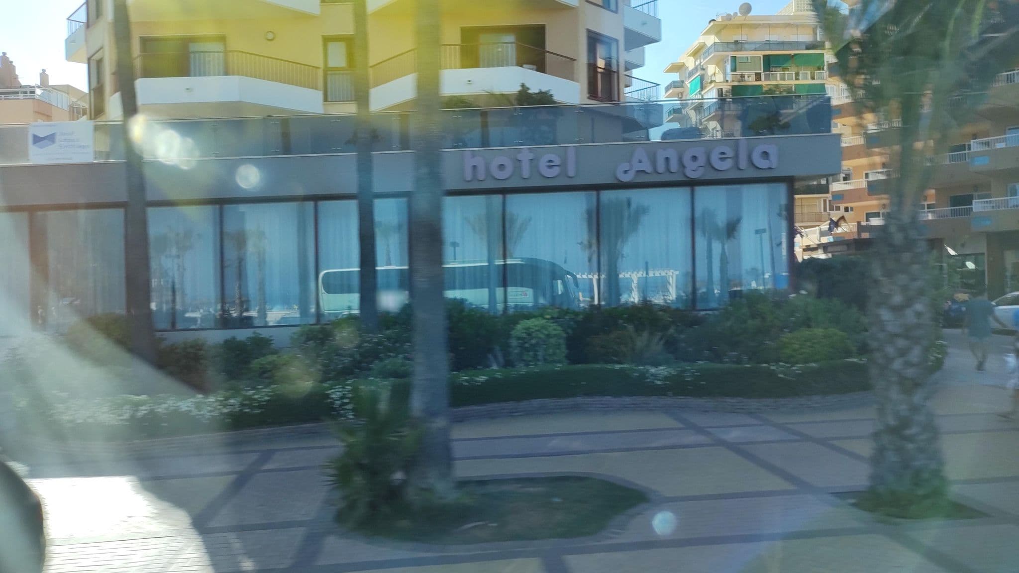 Street view near Apartamentos la Jabega, Fuengirola — © rsandu (CC BY-SA · Mapillary)