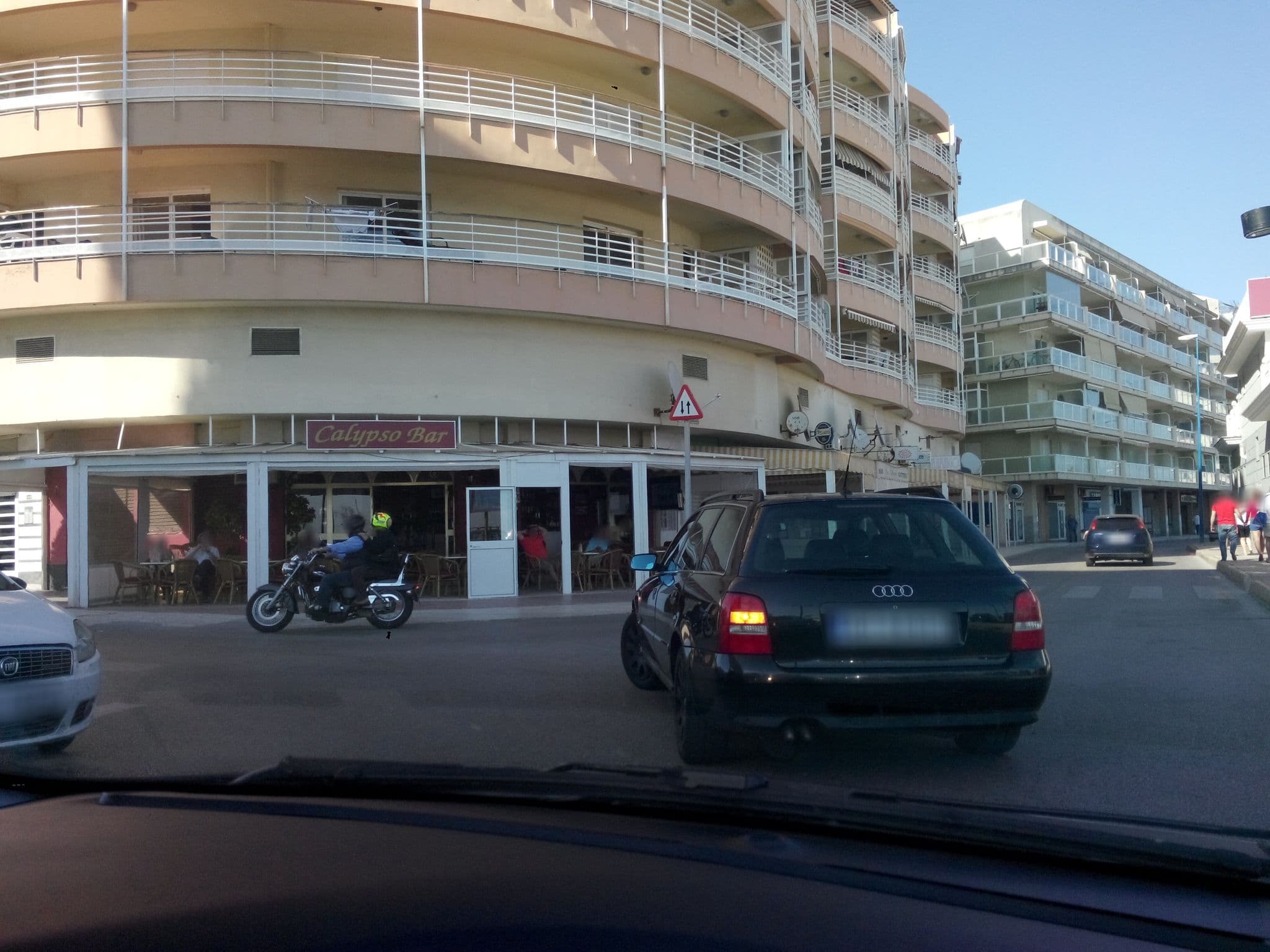 Street view near Complejo Hotelero Torreblanca, Fuengirola — © jaakkoh (CC BY-SA · Mapillary)