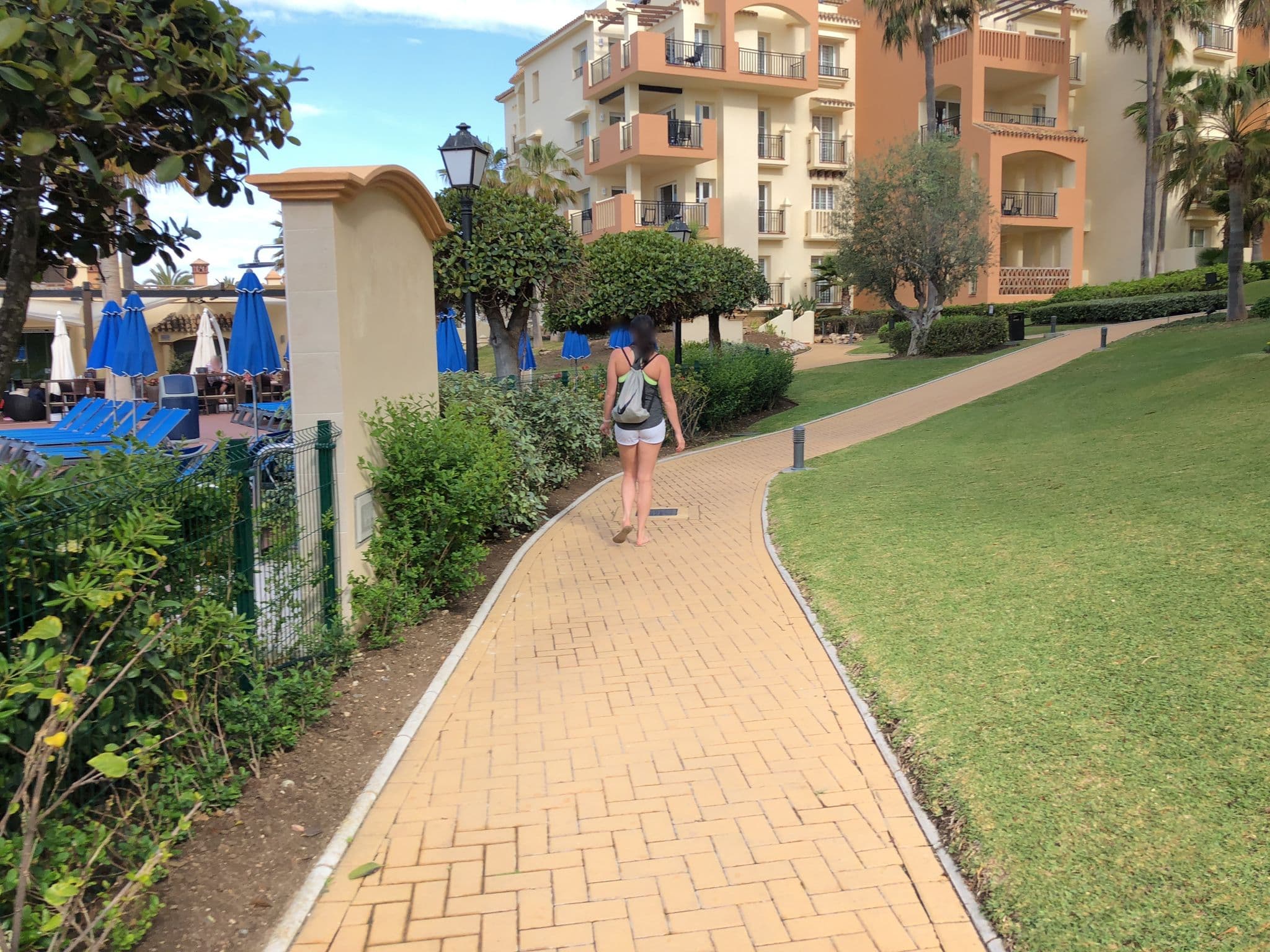 Street view near Piscina Marriott´s Marbella, Marbella — © talllguy (CC BY-SA · Mapillary)