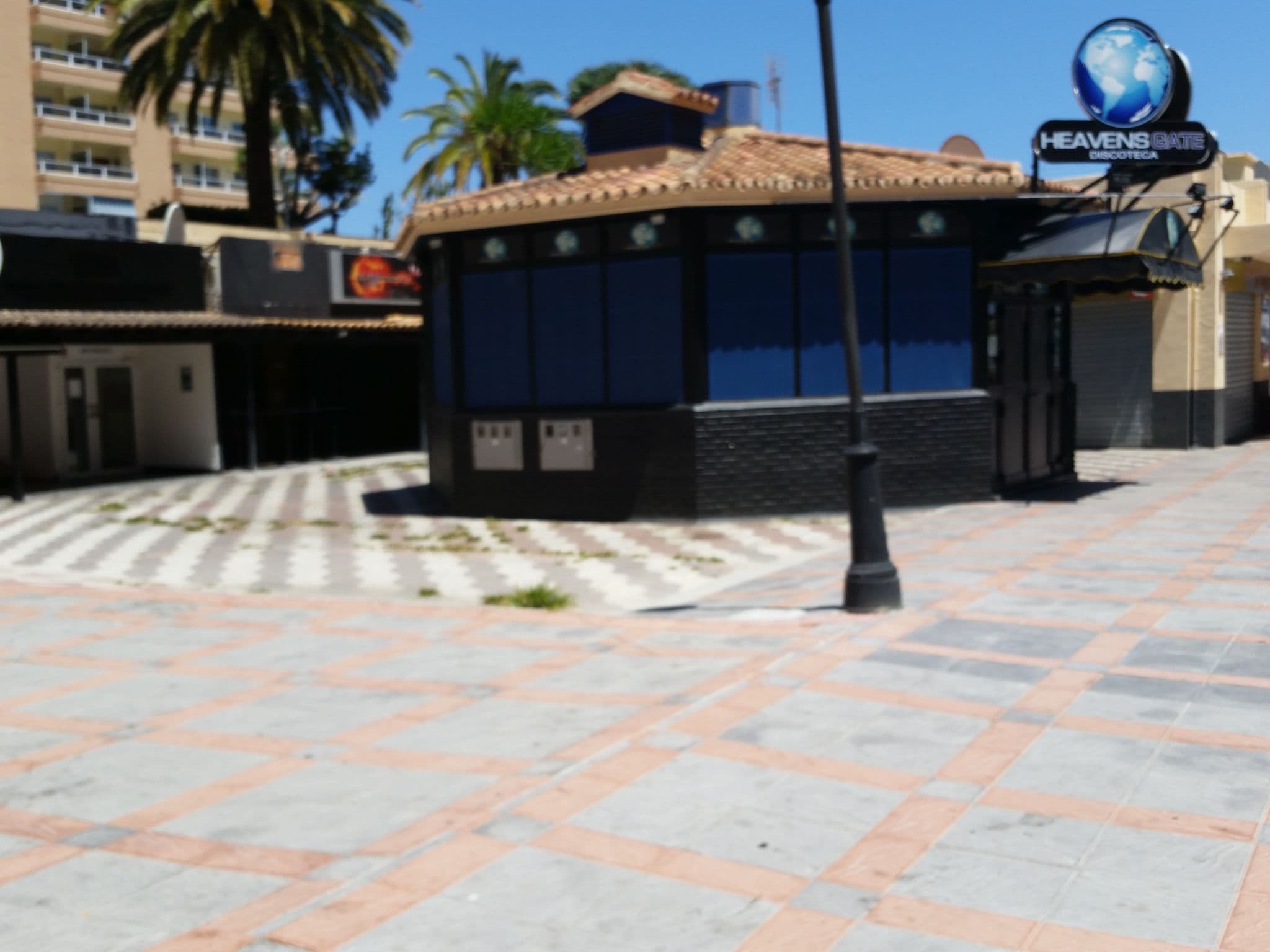 Street view near Hotel Las Palmeras, Fuengirola — © jaakkoh (CC BY-SA · Mapillary)