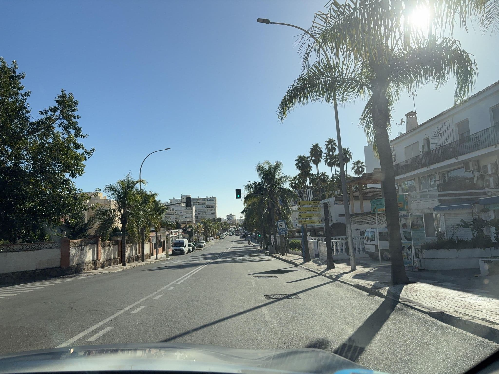 Street view near Coral Hotel, Torremolinos — © tumblecow (CC BY-SA · Mapillary)