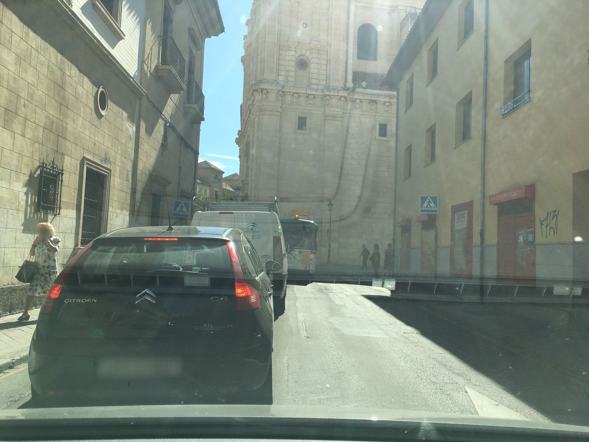 Street view near Domus Apartamentos Granada, Granada — © rainerup (CC BY-SA · Mapillary)