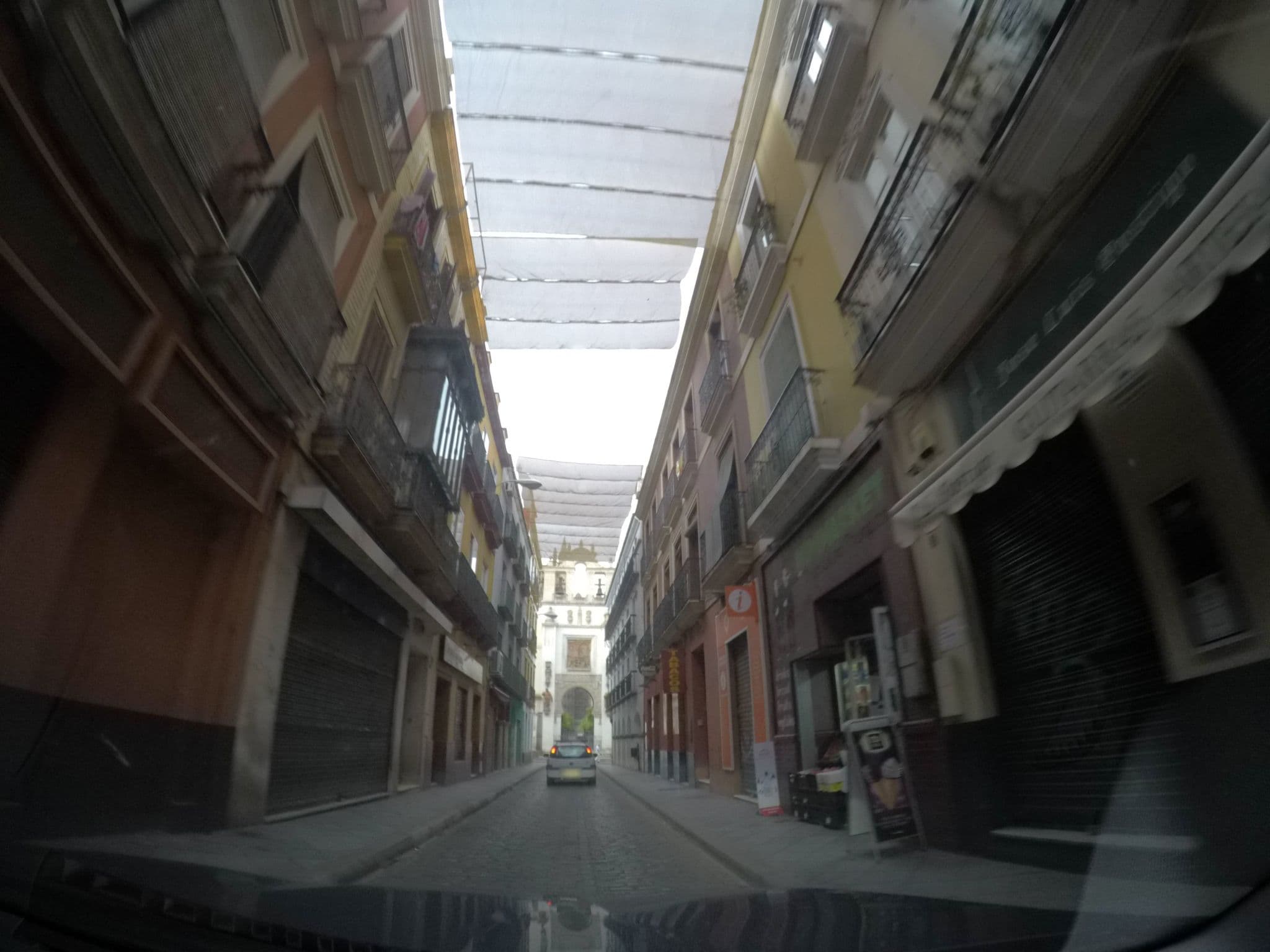 Street view near Apartamento Álvarez Quintero - Catedral, Sevilla — © agamemnon (CC BY-SA · Mapillary)